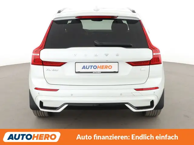Volvo XC60 view 5