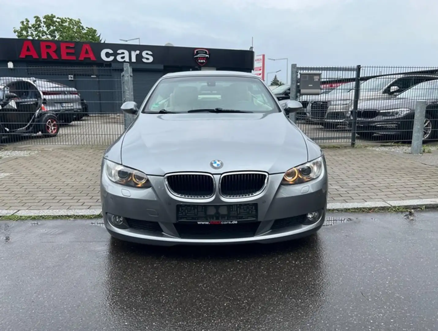 BMW 320 i Cabrio*XENON*KLIMA*SHZ*LEDER Grau - 2