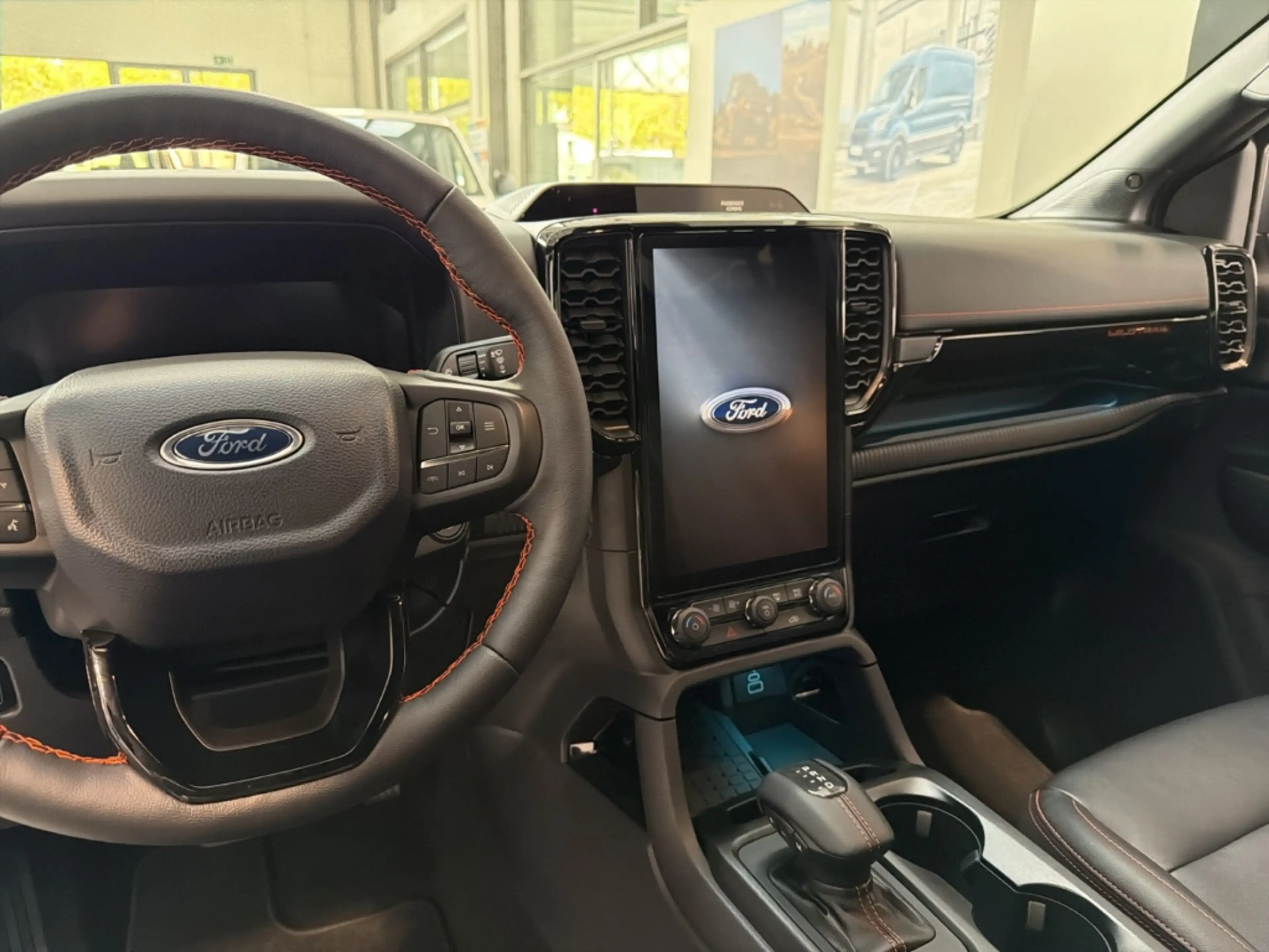 Ford Ranger Plug-in-Hybrid Wildtrak e-4WD Doppelkabine AHK Nav — photo 13