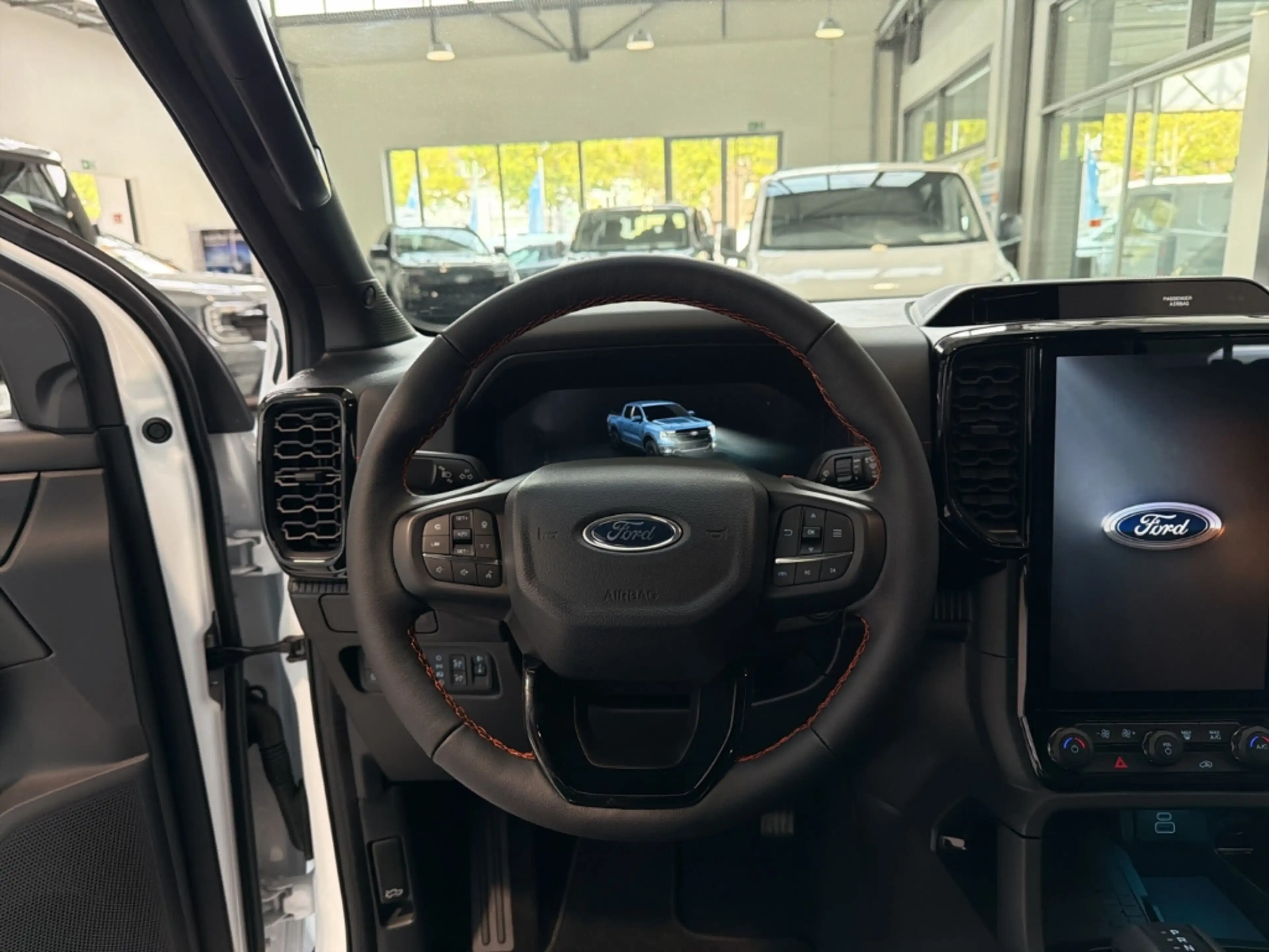 Ford Ranger Plug-in-Hybrid Wildtrak e-4WD Doppelkabine AHK Nav — photo 12