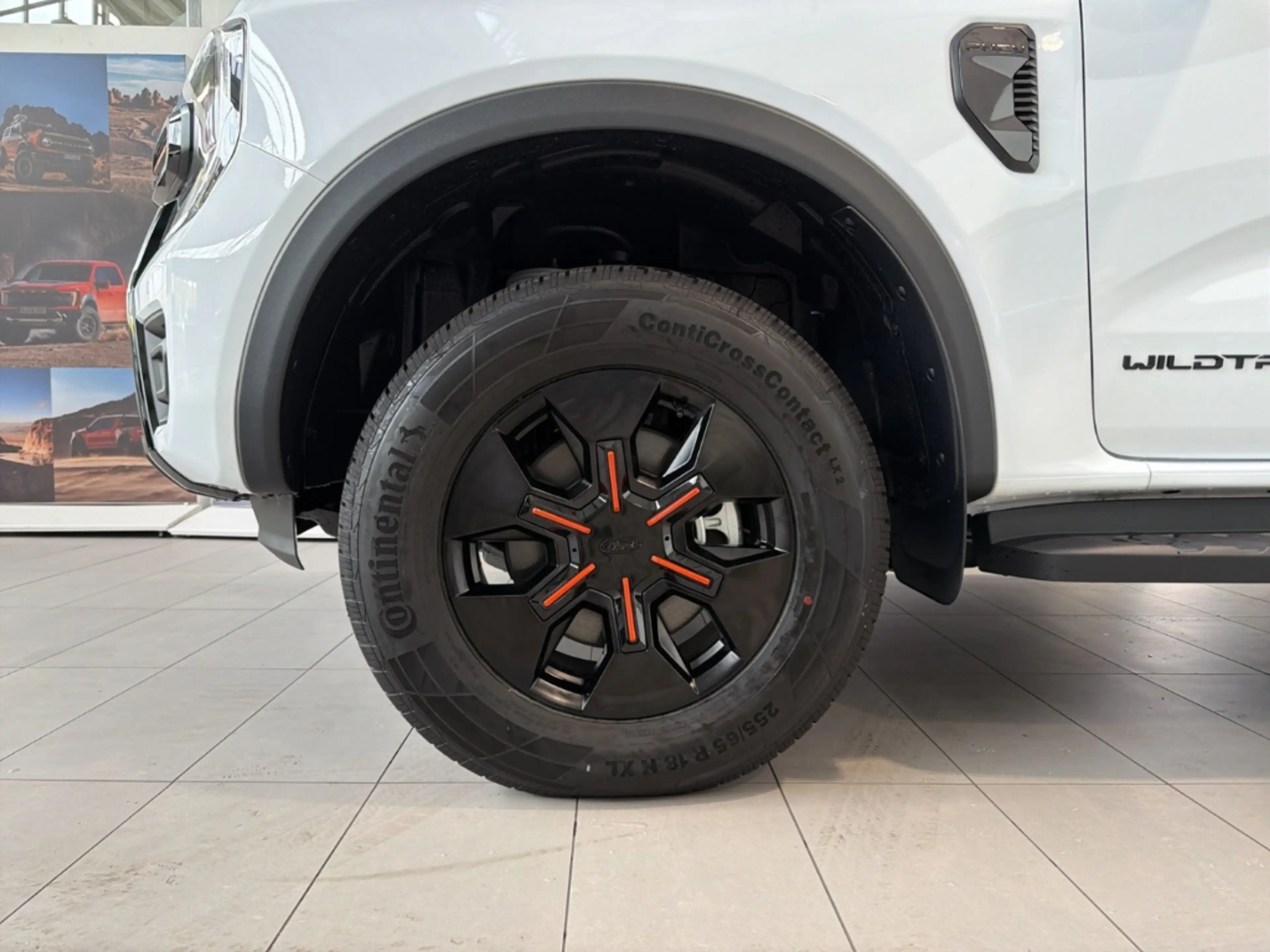 Ford Ranger Plug-in-Hybrid Wildtrak e-4WD Doppelkabine AHK Nav — photo 7