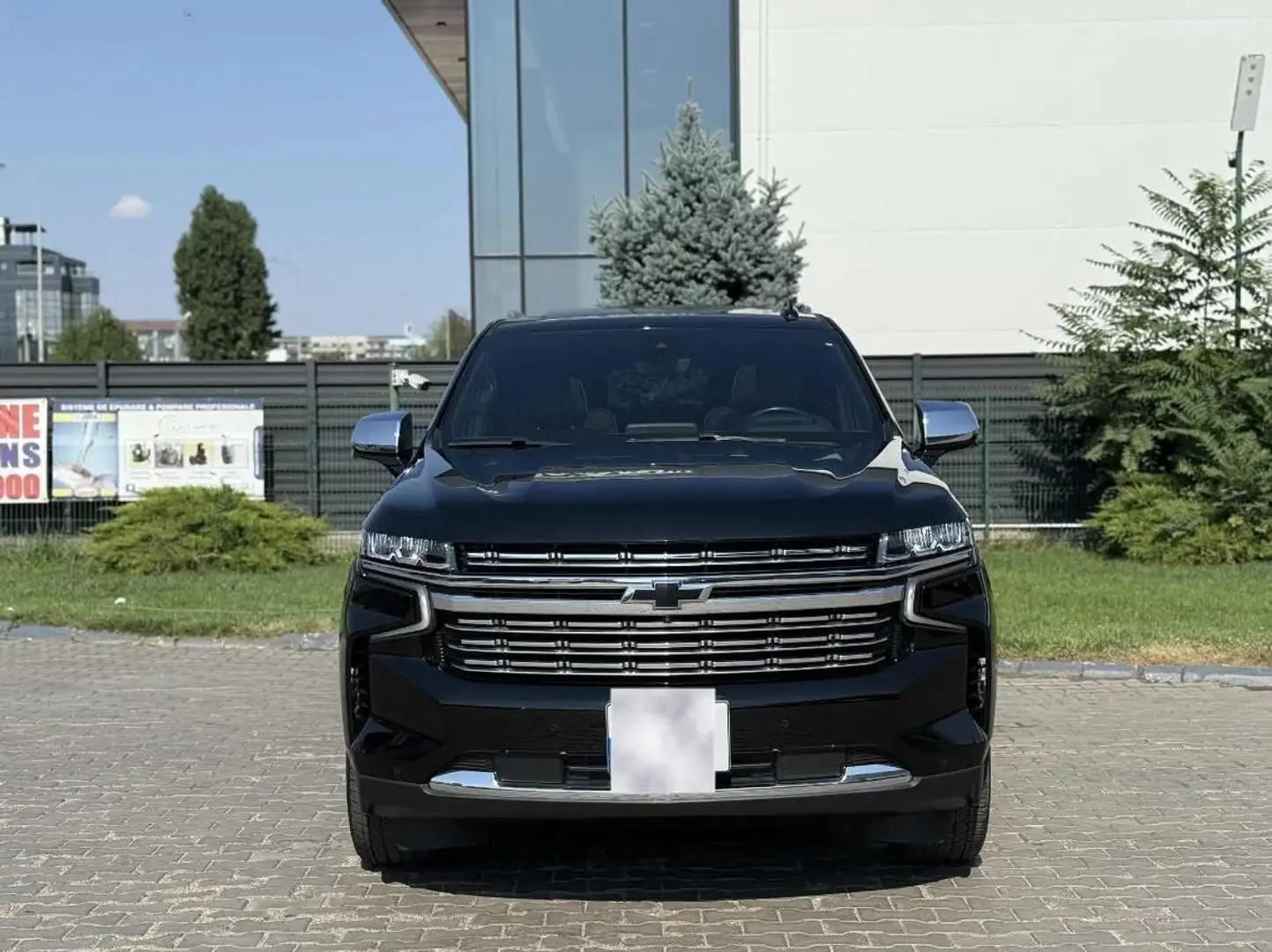 Chevrolet Suburban 4WD Premiere Černá - 2