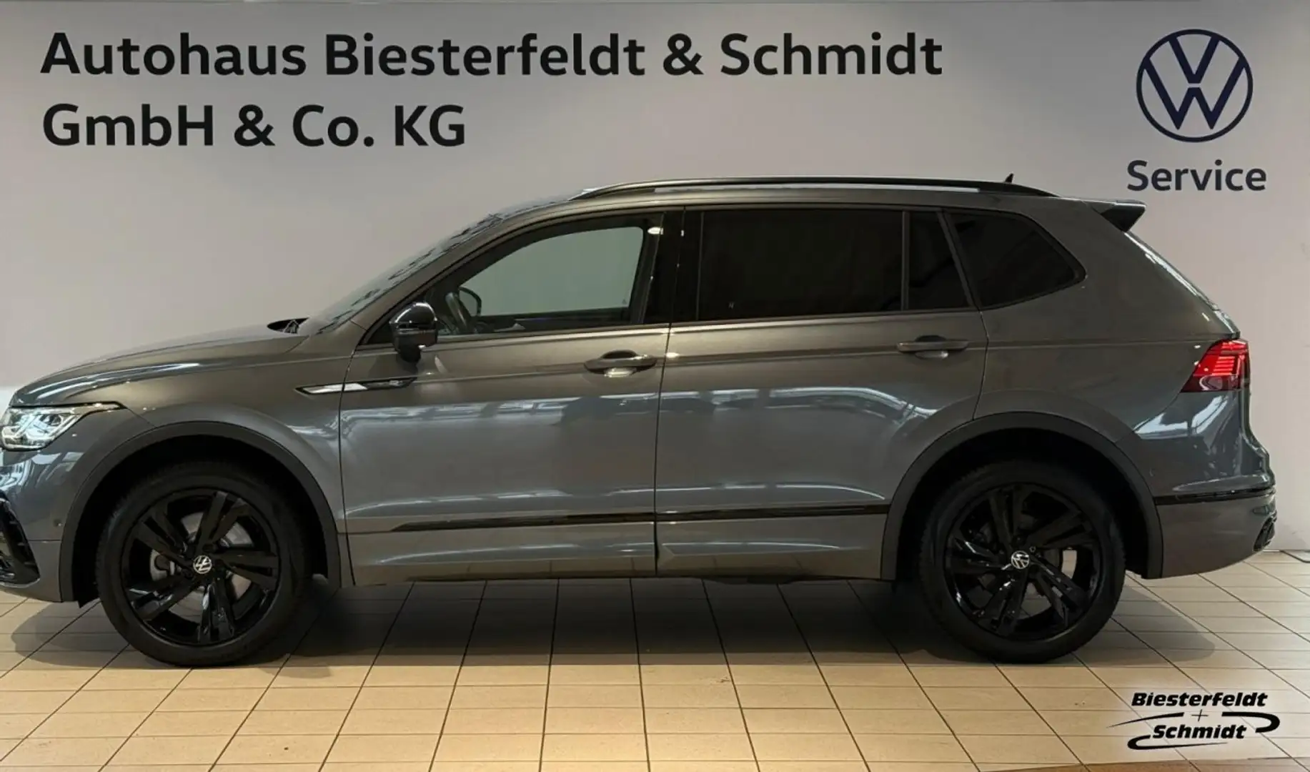 Volkswagen Tiguan Allspace 2.0TDI R-Line 4M DSG RFK LED APP Klima Navi Grijs - 1