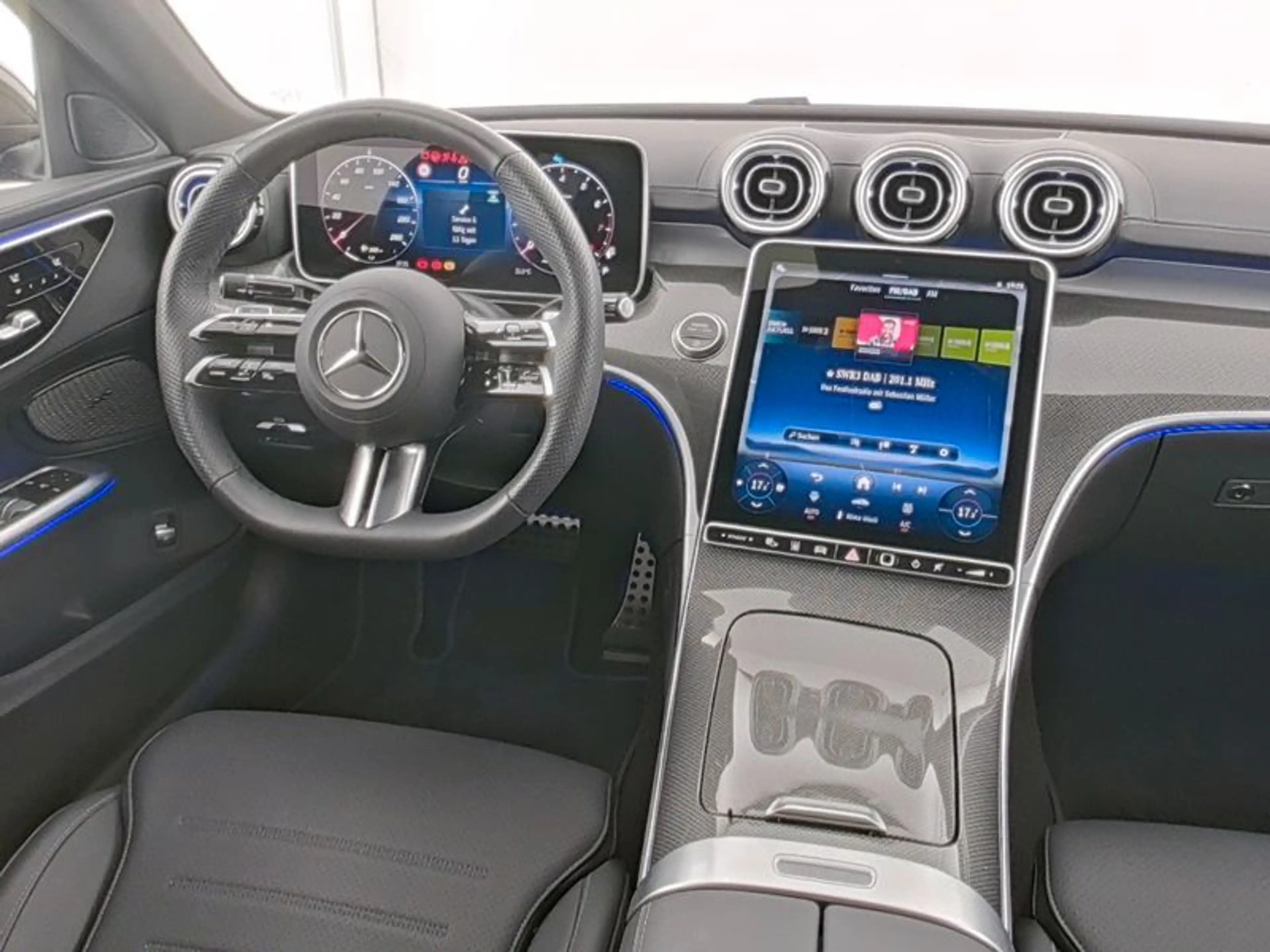 Mercedes-Benz C 200 AMG+NIGHT+MEMORY+TOTW+AMBIENTE+ILS+360+KAM — photo 6