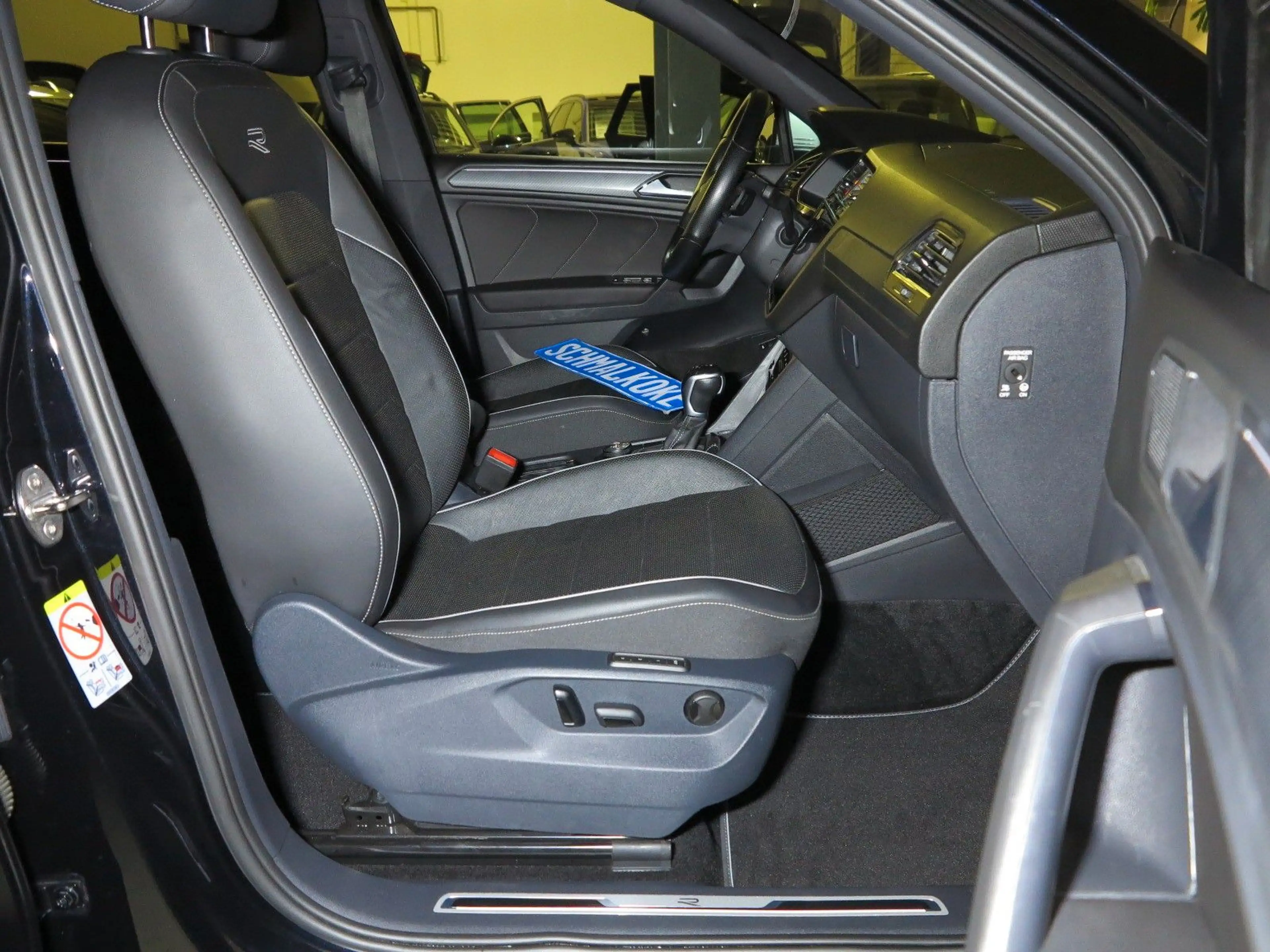 Volkswagen Tiguan Allspace 2.0 TSI 4Mot DSG7 R-Line Leder — photo 11