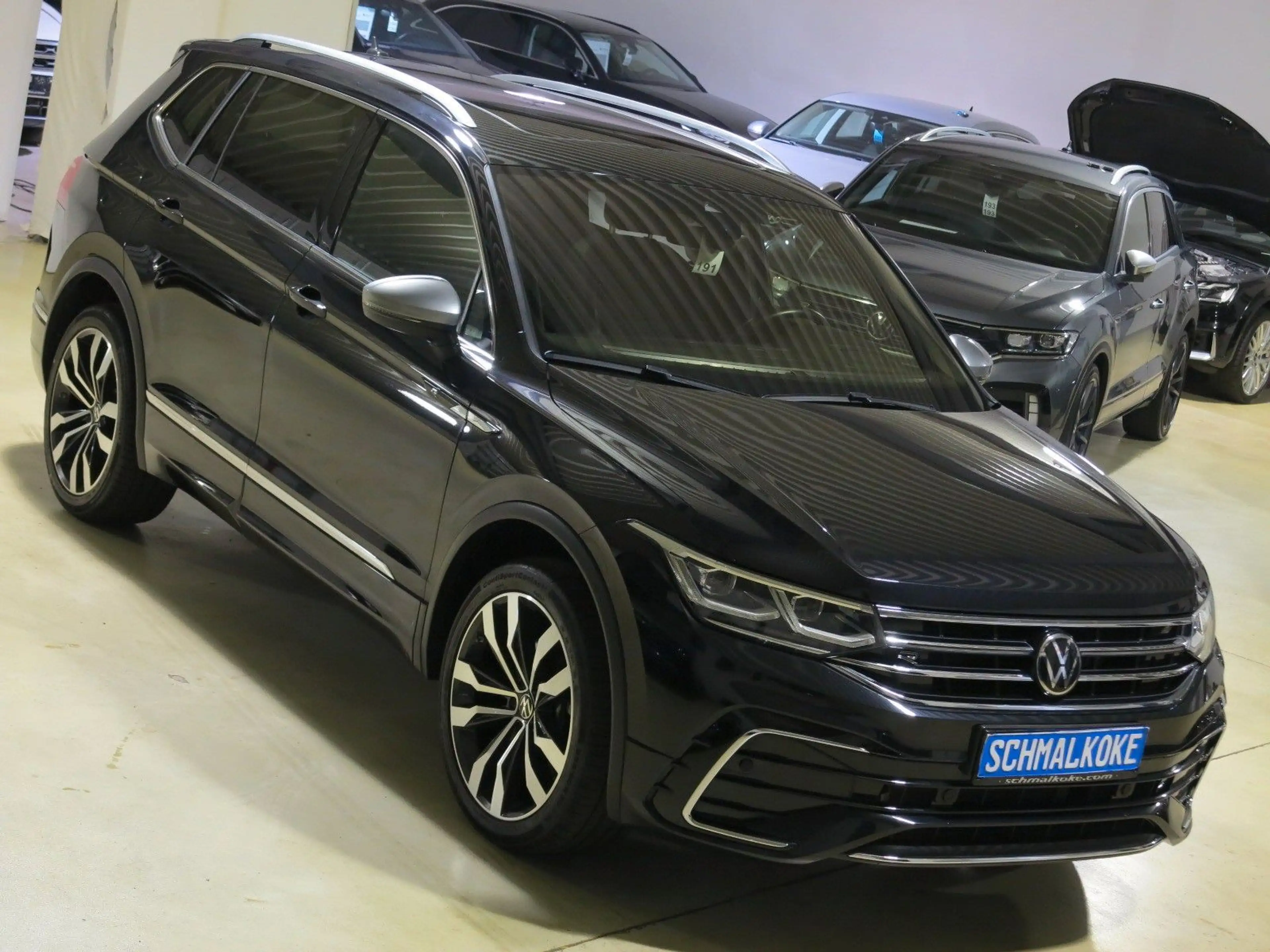 Volkswagen Tiguan Allspace 2.0 TSI 4Mot DSG7 R-Line Leder — photo 9
