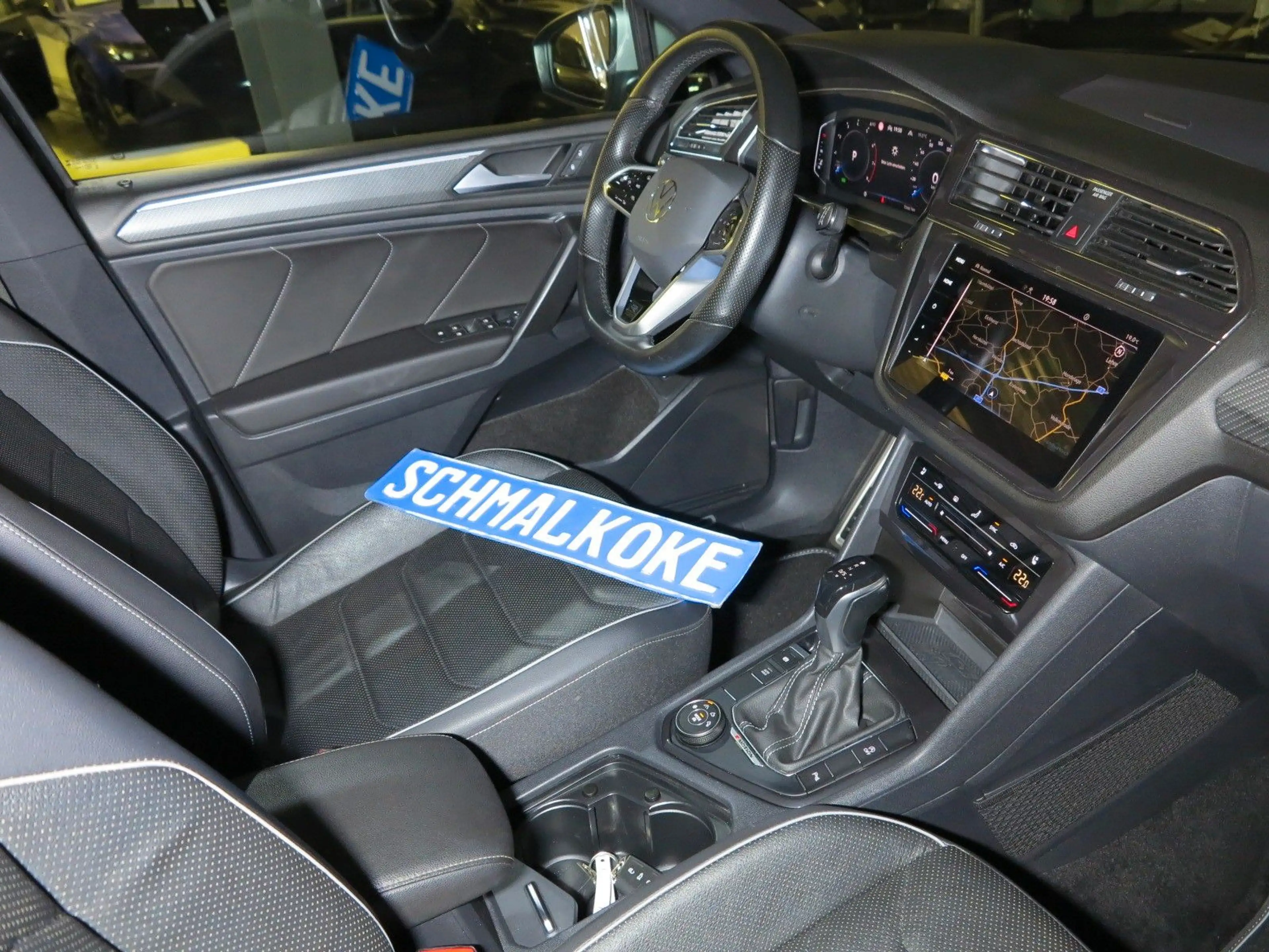 Volkswagen Tiguan Allspace 2.0 TSI 4Mot DSG7 R-Line Leder — photo 4