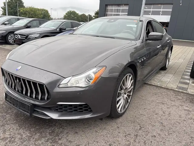 Maserati Quattroporte