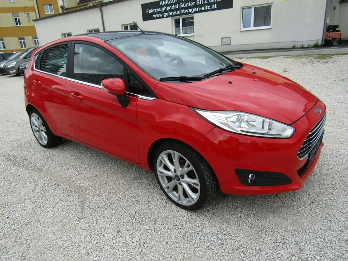 Ford Fiesta Titanium Rosso - 2