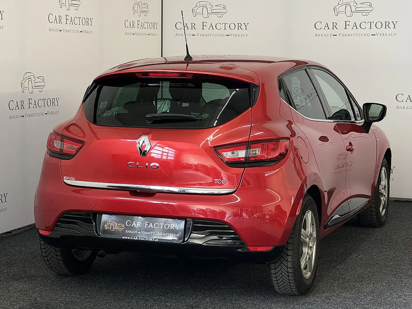 Renault Clio Limited Energy TCe 90 Rood - 2