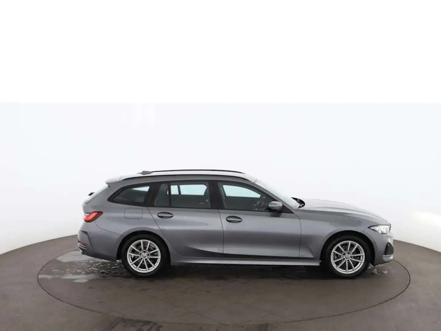 BMW 320 d Touring xDrive Aut LED NAVI DIGI-TACHO TEMP Grau - 2