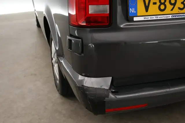 Volkswagen Transporter view 27