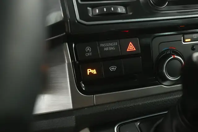 Volkswagen Transporter view 20