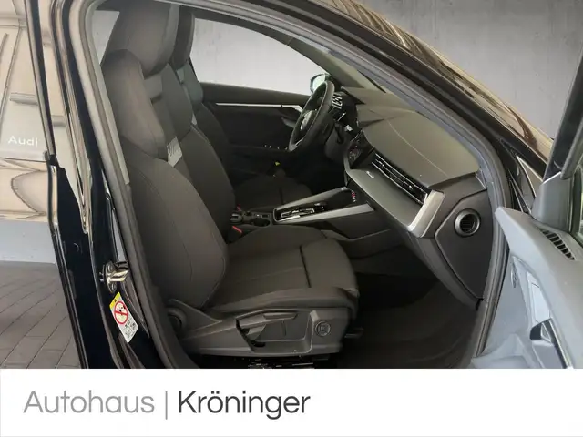 Audi A3 view 9