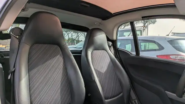Smart Fortwo view 8