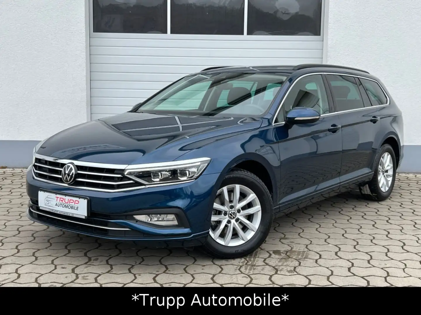 Volkswagen Passat 2.0 TDI/Matrix/Pano/AHK/Harman/360°/Virtu Blu/Azzurro - 1