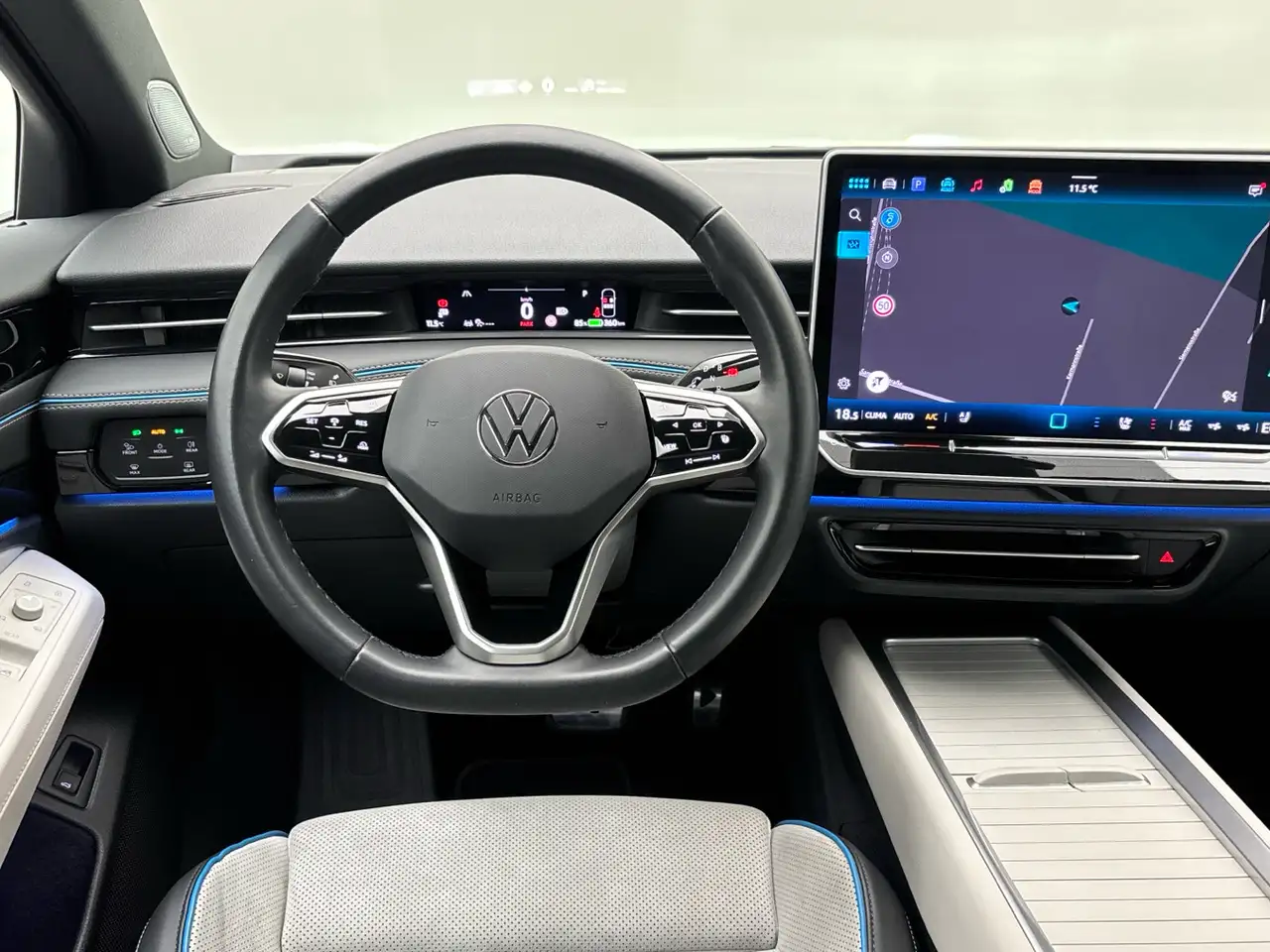 Volkswagen ID.7 Pro Matrix-LED HUD ACC App-Connect Navi PDC 8