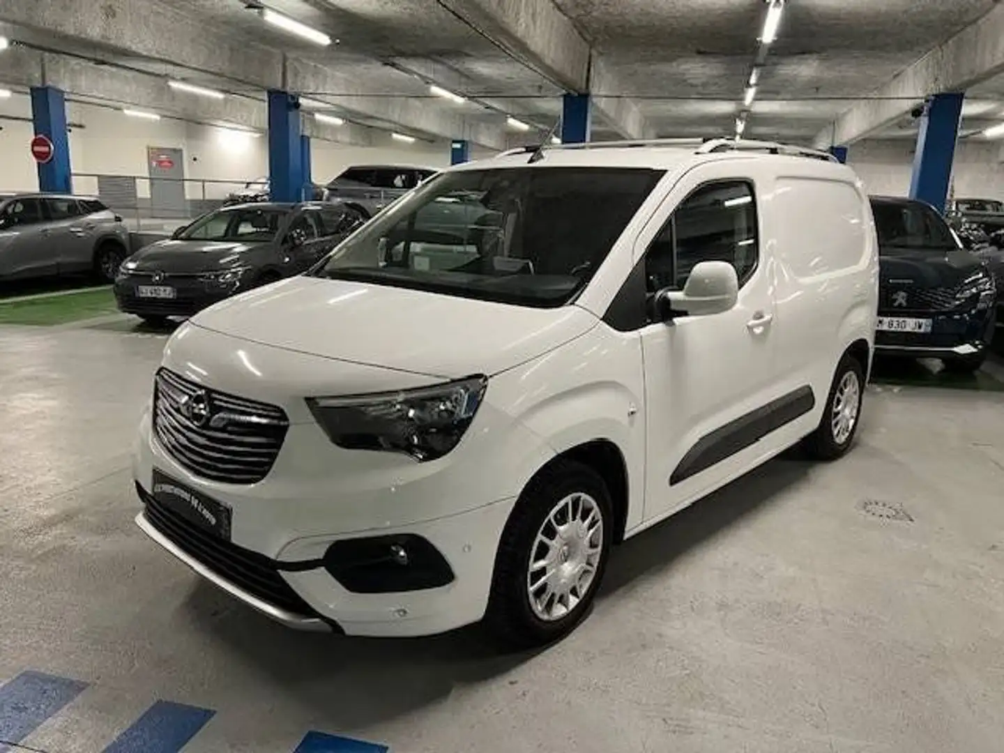 Opel Combo 1.5D 130 BUSINESS L1H1 AUTO Weiß - 1
