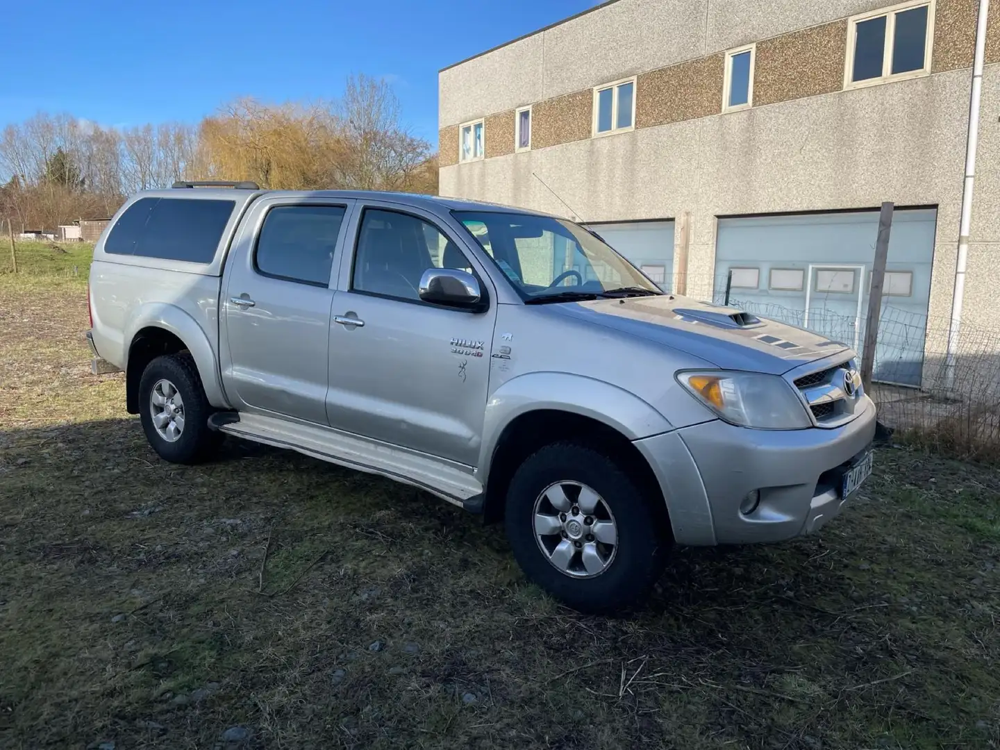 Toyota Hilux diesel boite automatic 3 litres climatise srebrna - 2