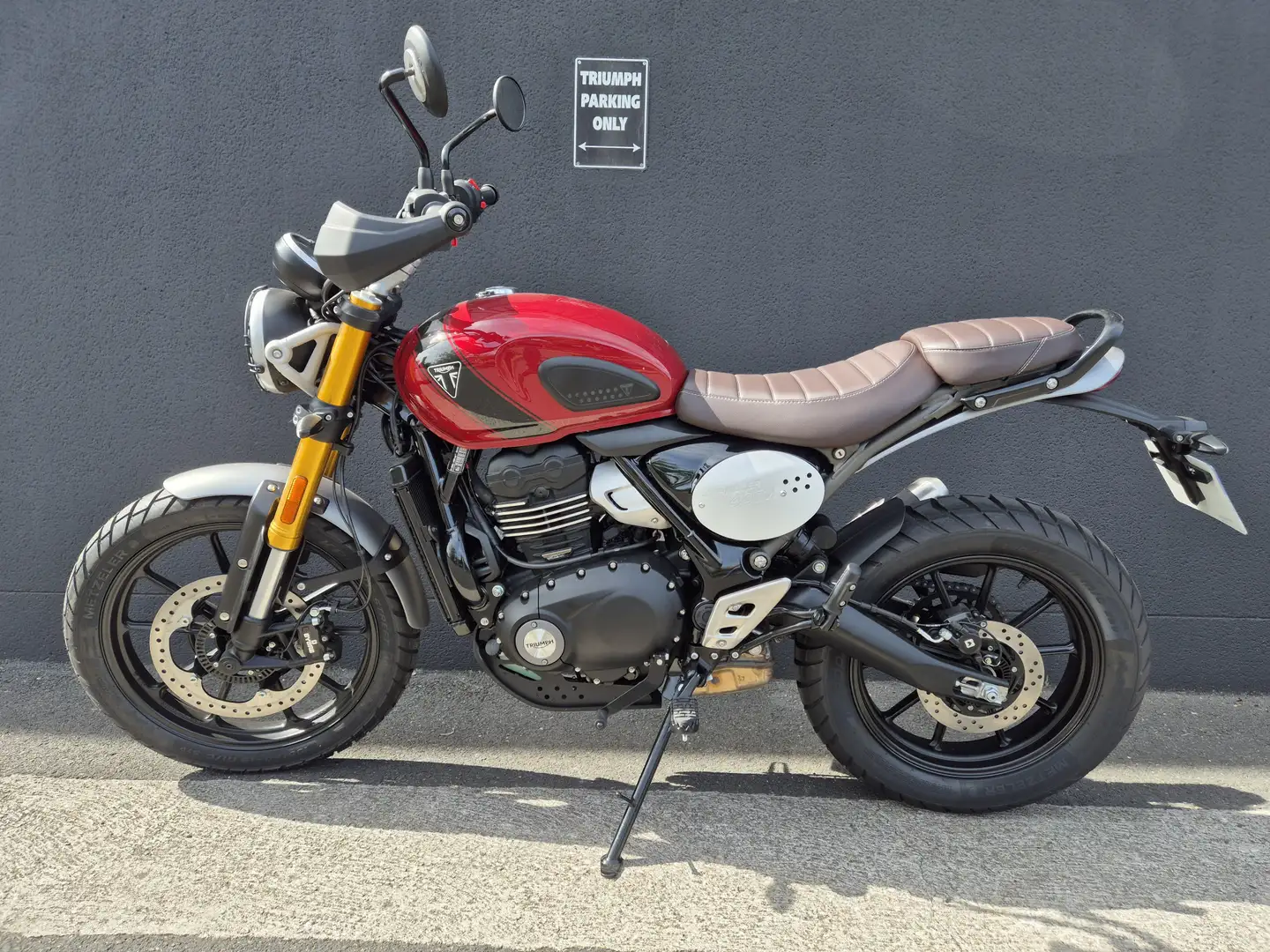 Triumph Scrambler 400 X - 2