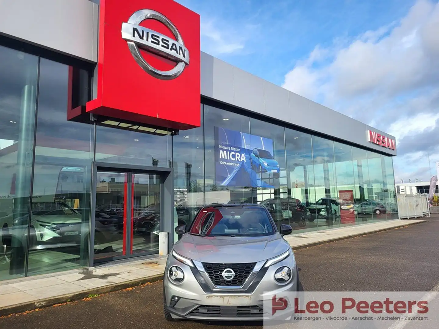 Nissan Juke DIG-T Tekna DCT Zilver - 2