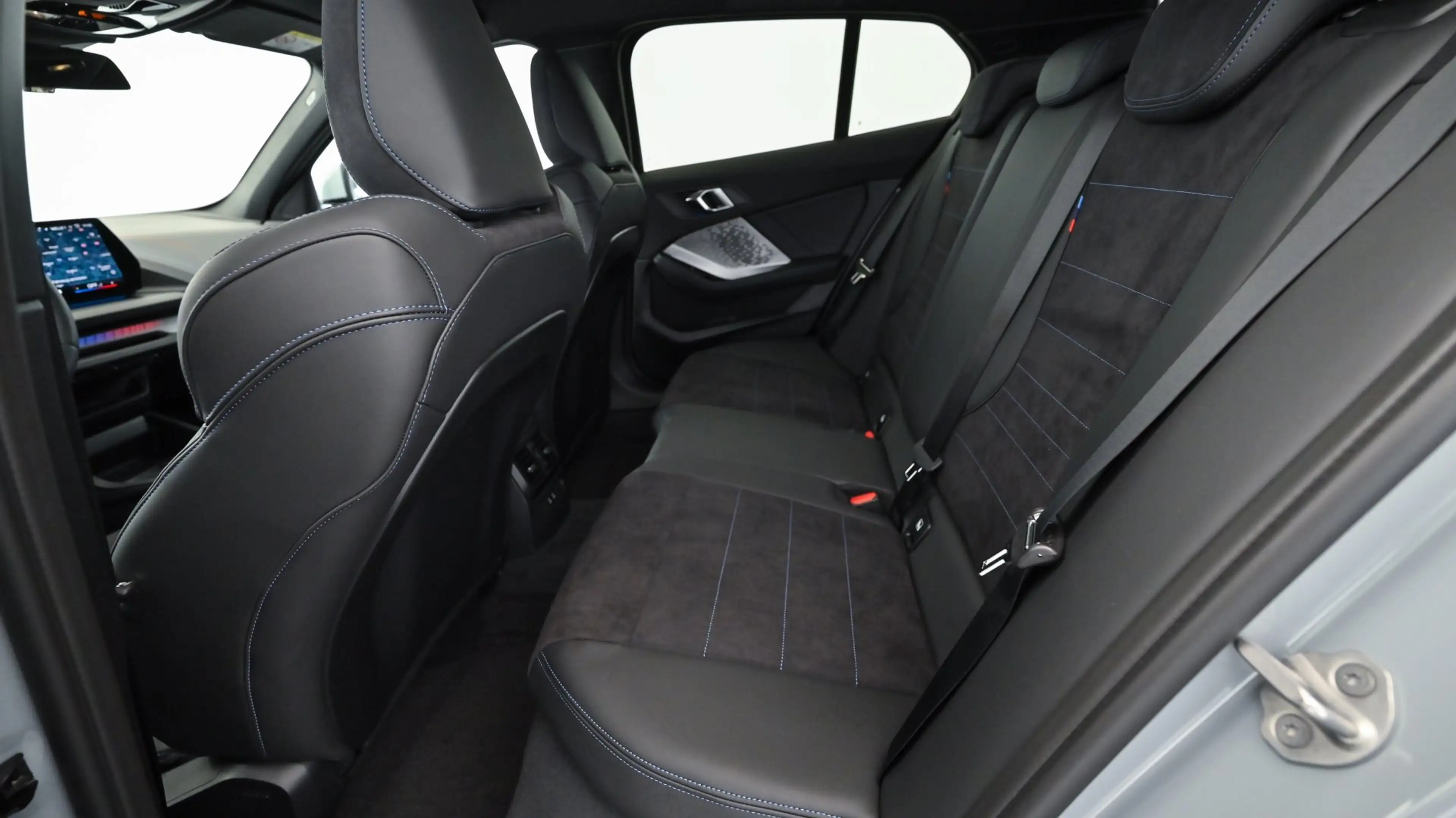 BMW 118 d — photo 7