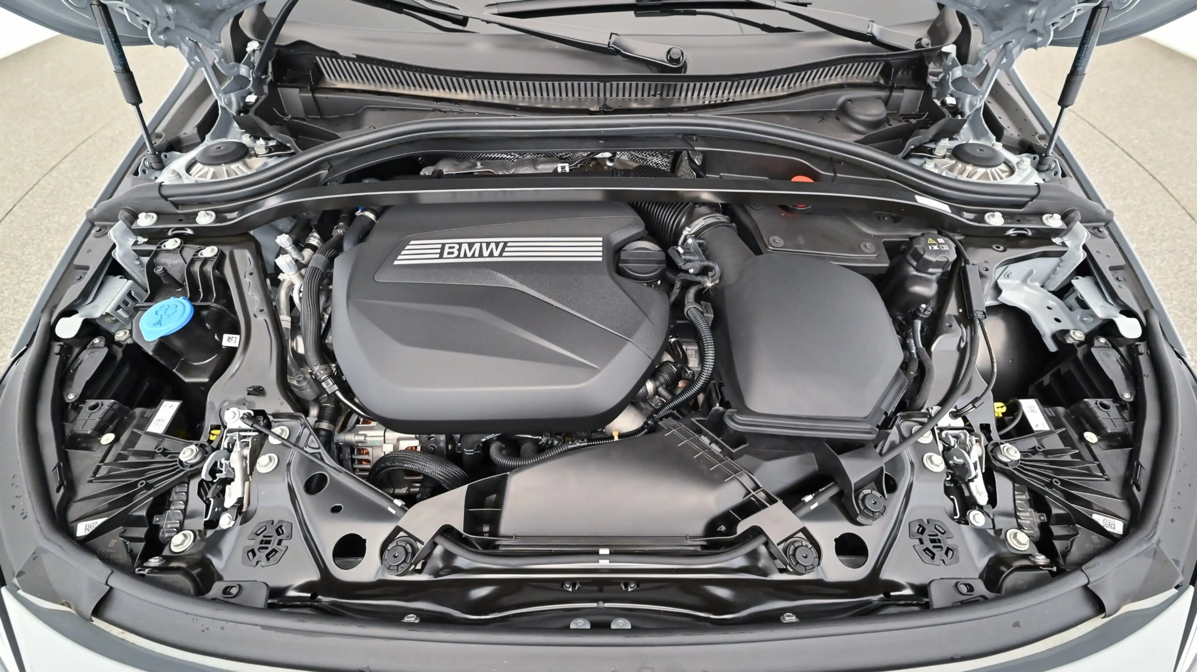 BMW 118 d — photo 9