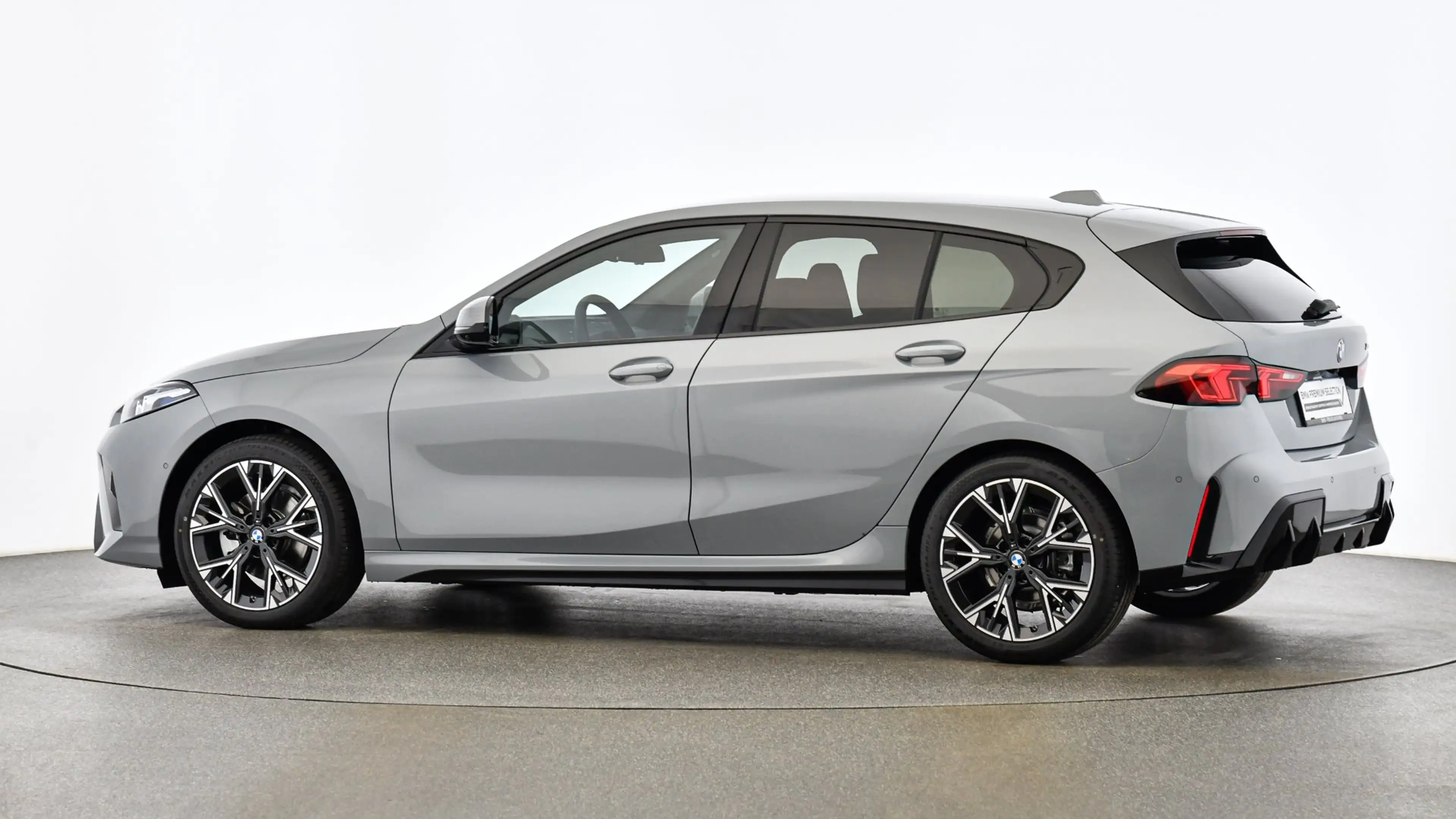 BMW 118 d — photo 3