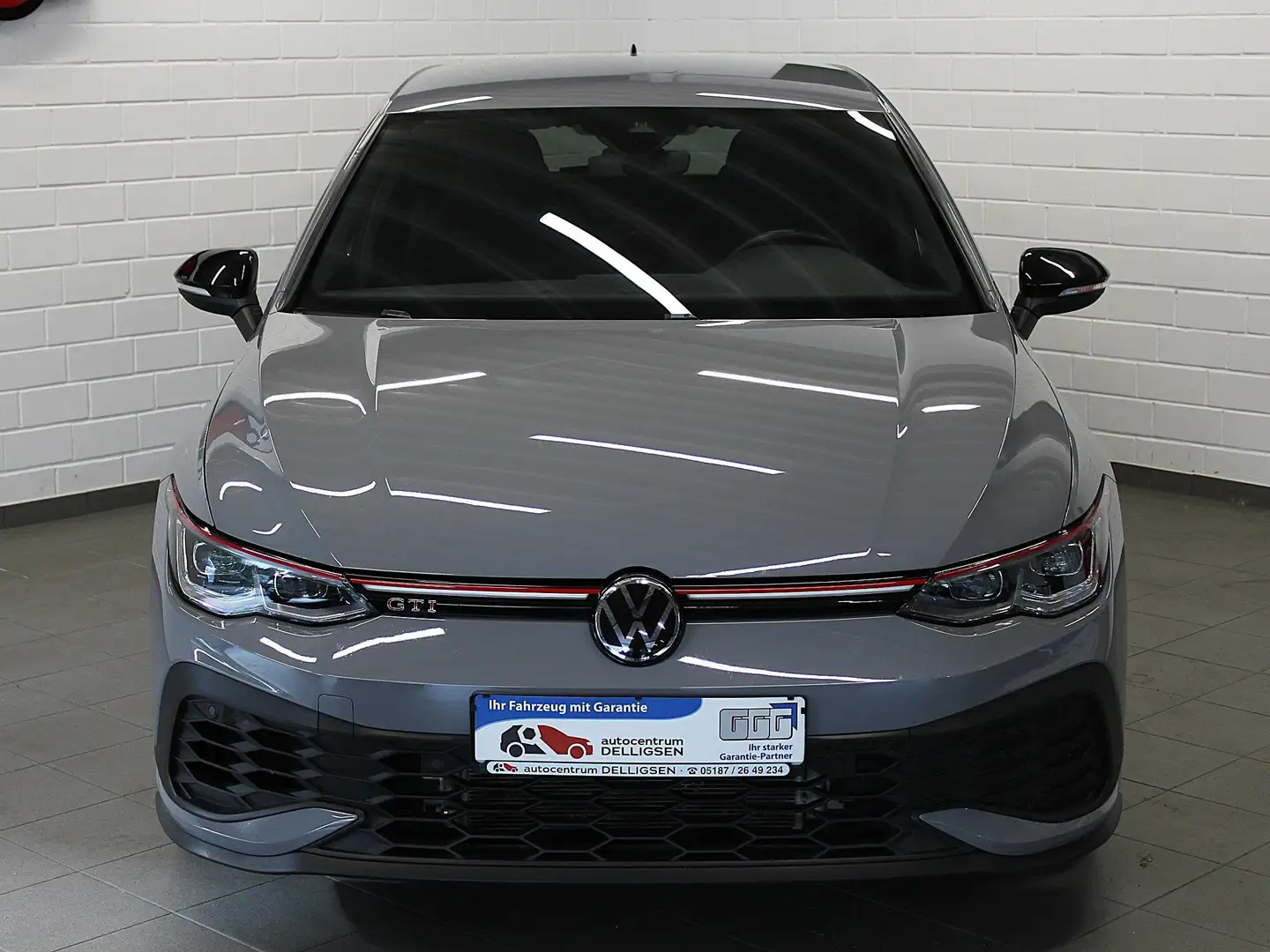 Volkswagen Golf GTI Clubsport 2,0 TSI 300PS Matrix-LED Virtual ACC Grau - 2