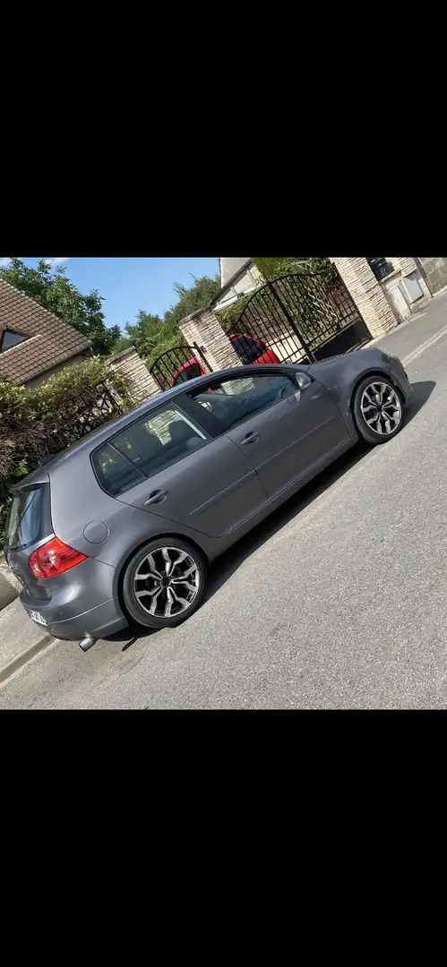 Volkswagen Golf 1.9 TDI 105 GT Sport - 1