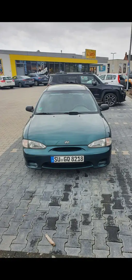 Hyundai ACCENT 1.3 mit Klima Grün - 1