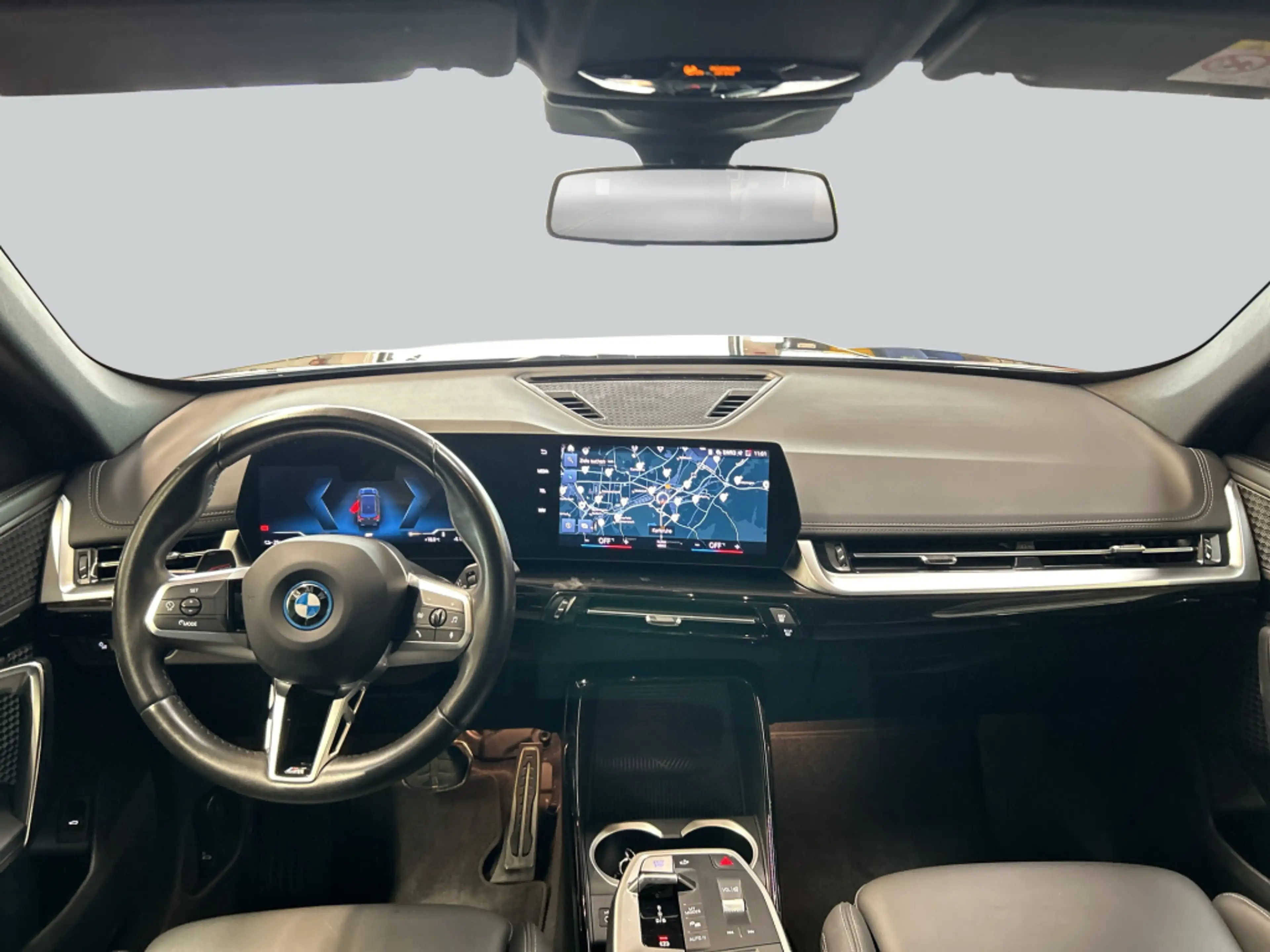 BMW iX1 xDrive30, SHZ, M-Sportpaket — photo 15