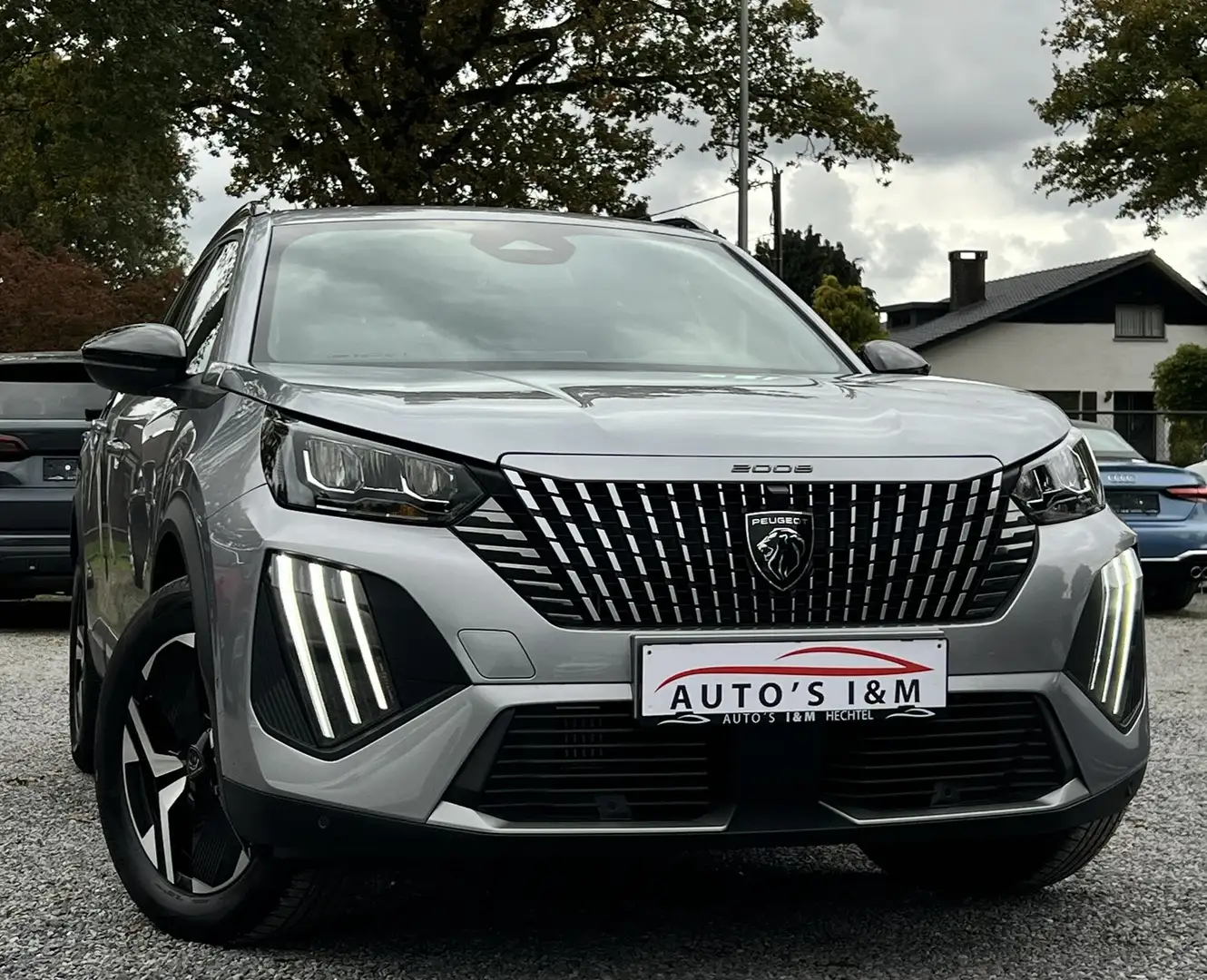 Peugeot 2008 Hybrid 145 e-DSC Allure Camera Carplay 0km NIEUW!! Grijs - 2