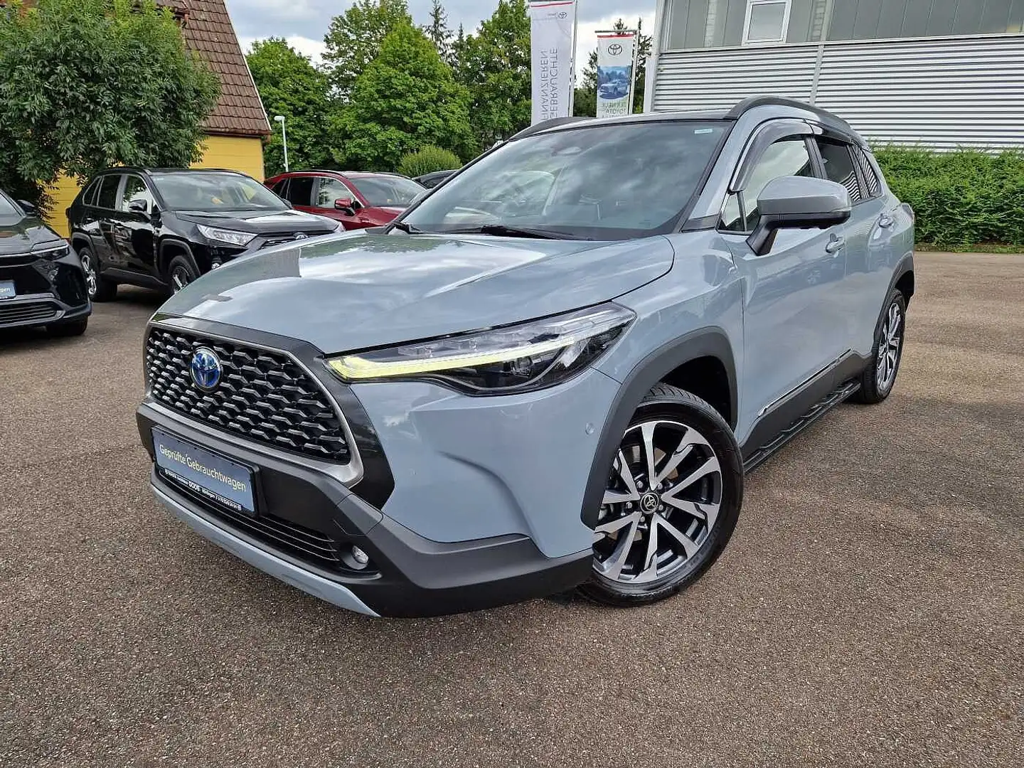 Toyota Corolla Cross Hybrid 2.0 VVT-i 4x4 Lounge Grau - 1
