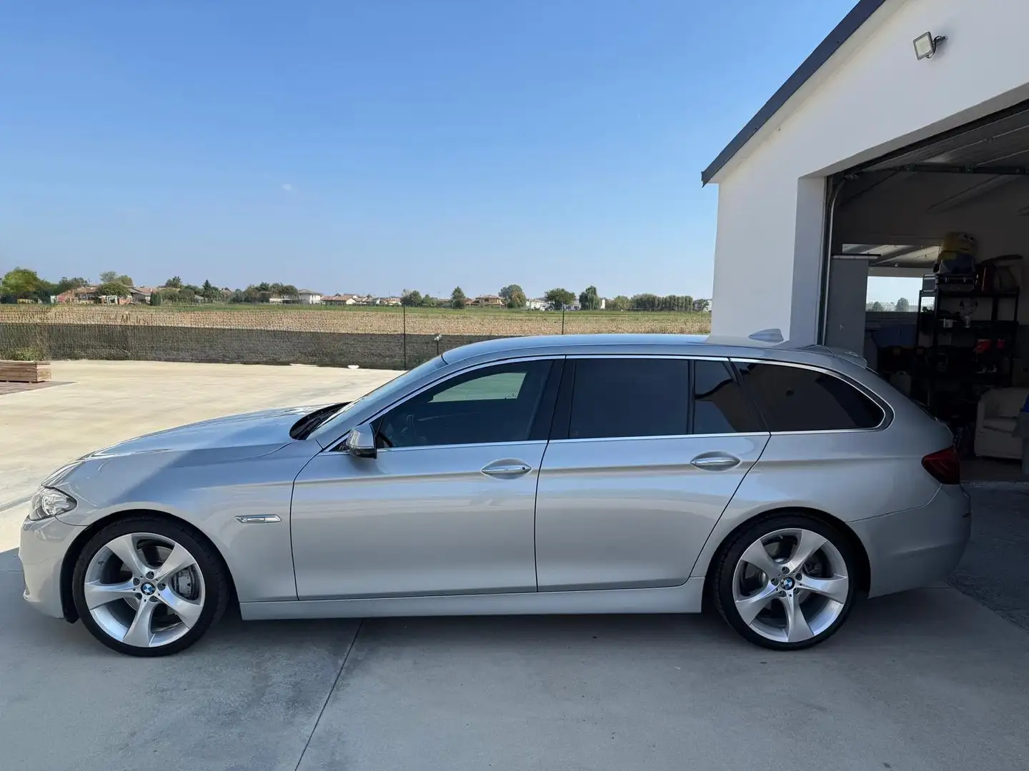 BMW 530 luxury Argento - 1