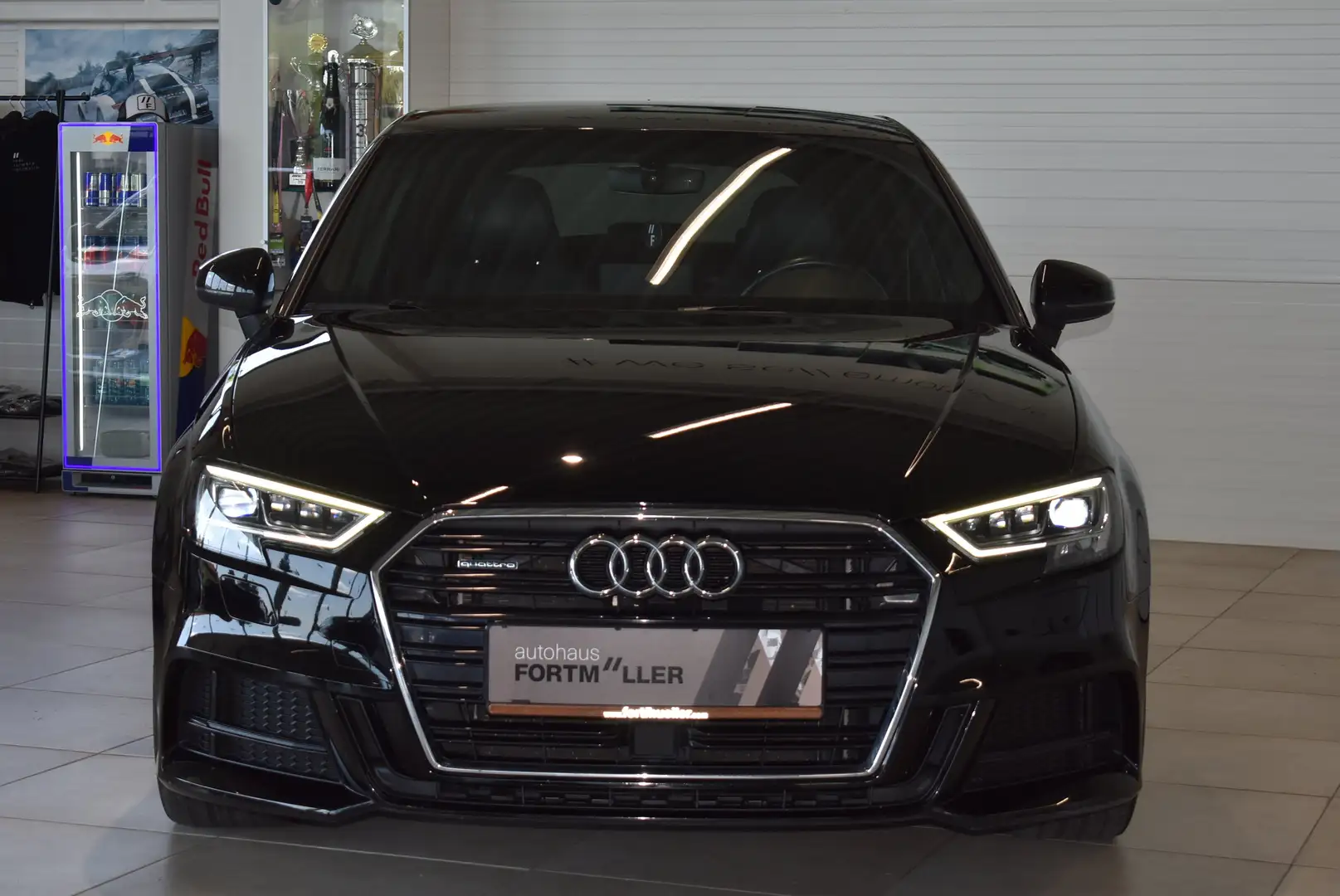 Audi A3 2.0 TDI S-tronic quattro //S line +//Stdhzg Zwart - 2