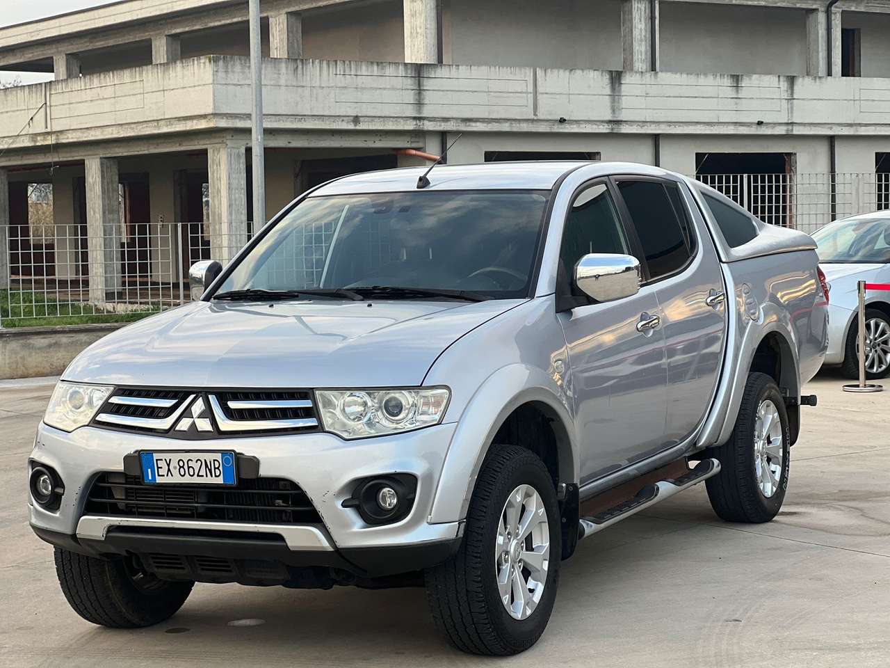 Mitsubishi L200 d.cab 2.5 di-d Intense Plus 178cv N1 E5
