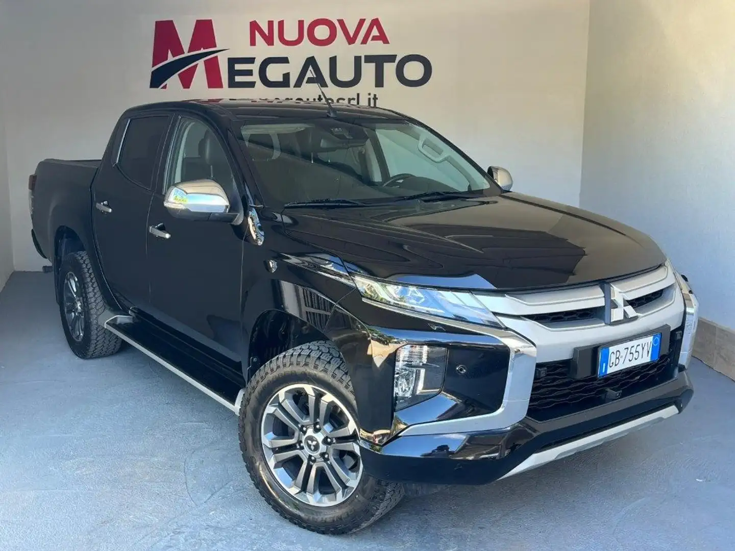 Mitsubishi L200 2.3 D Double Cab 4x4 PLUS Azul - 1
