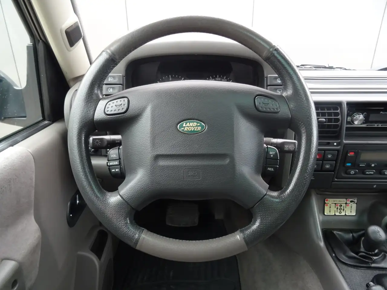 Land Rover Discovery 4.0 V8 ES * BTW * LAGE KM * YOUNGTIMER !!, foto 11