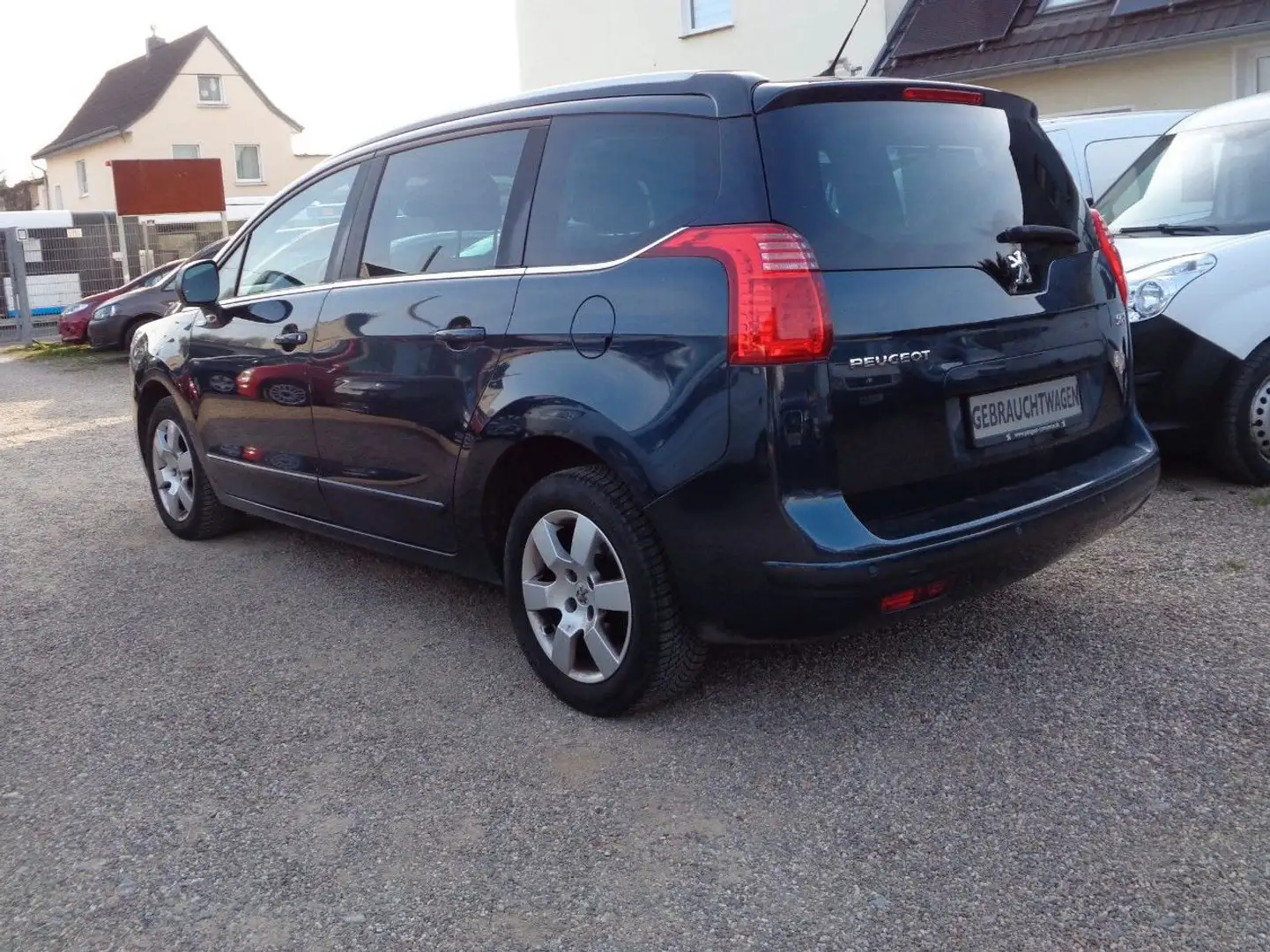 Peugeot 5008 1.6 Stile Blau - 1