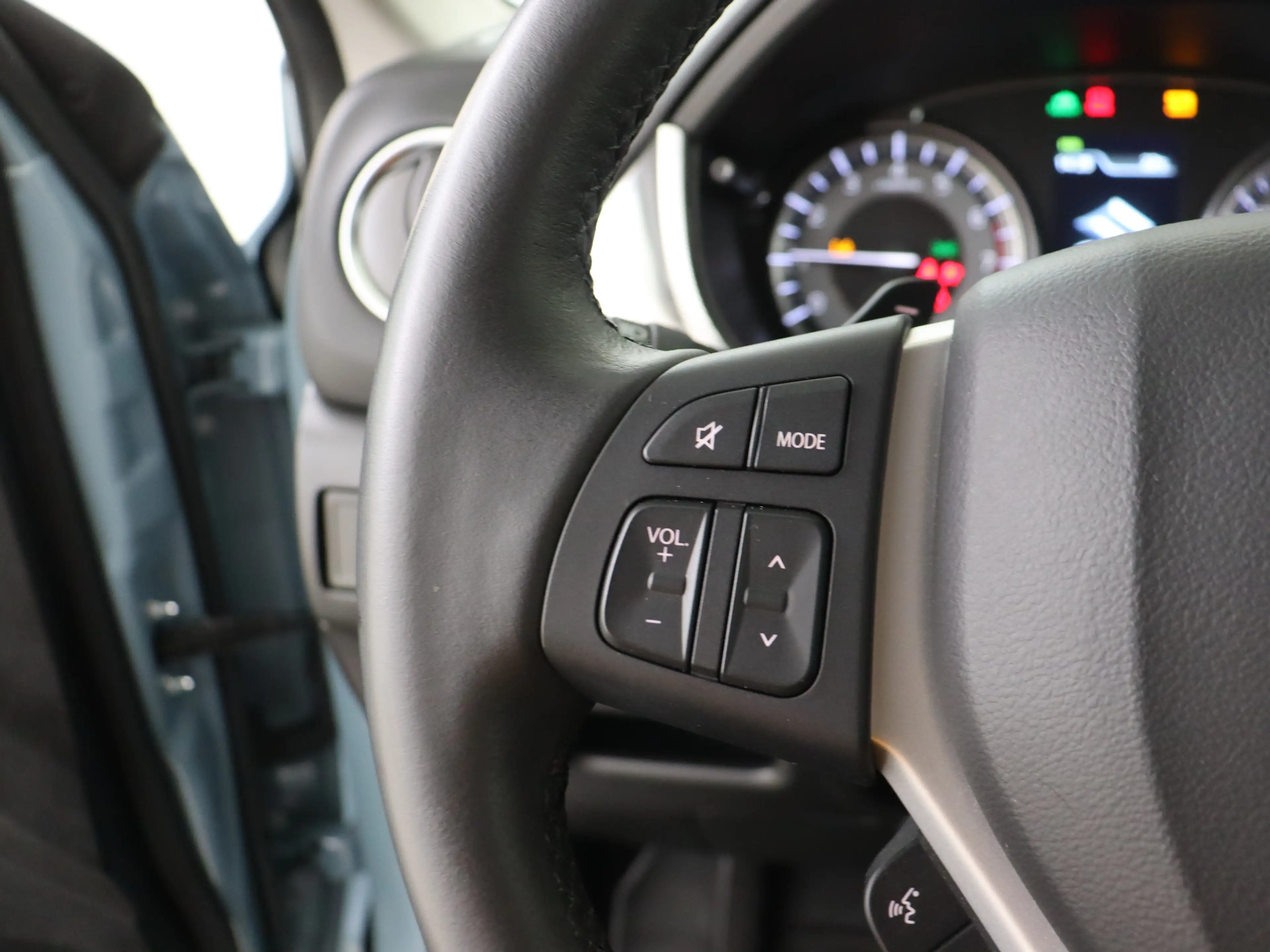 Suzuki Vitara 1.5 Hybrid Style trekhaak | NL dealeronderhouden | — photo 13