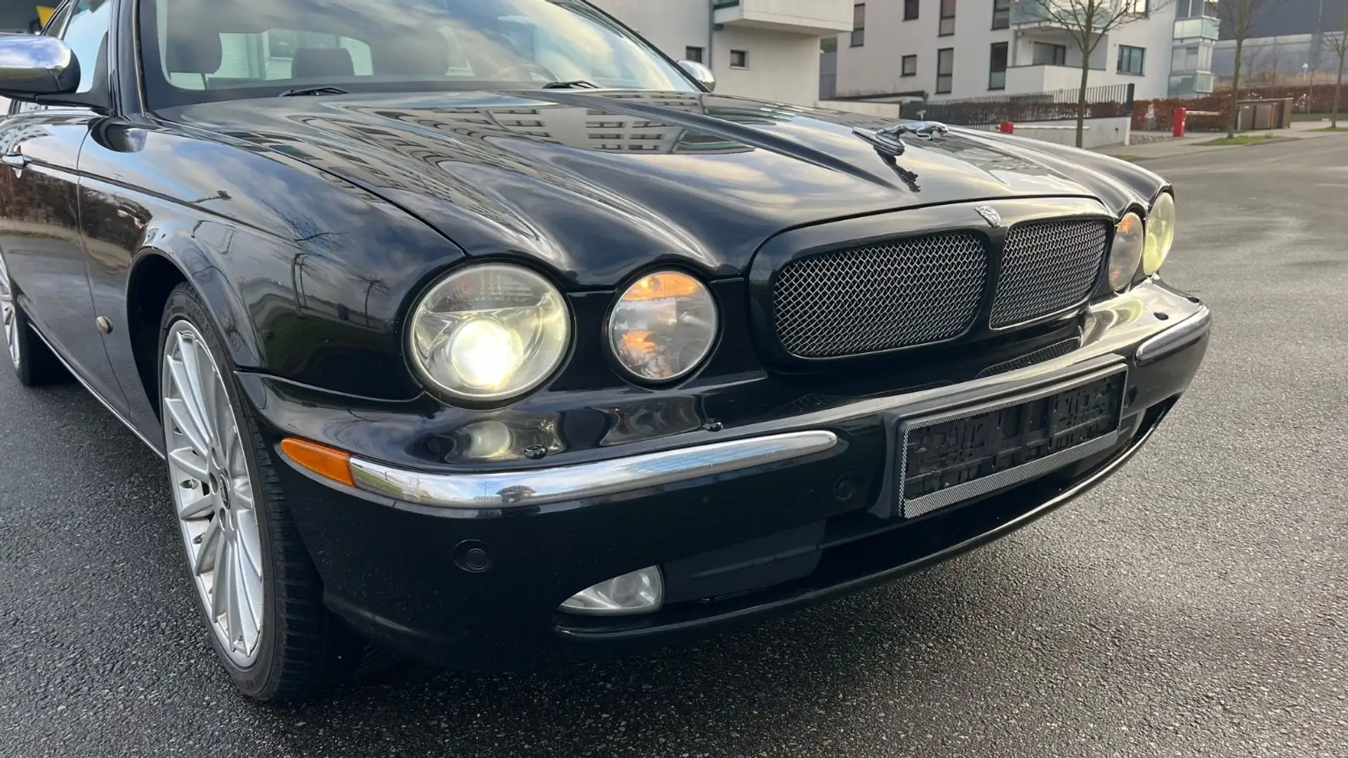 Jaguar XJ XF MEGA VOLL HU NEU LEDER AUTOMATIK XENON Schwarz - 2