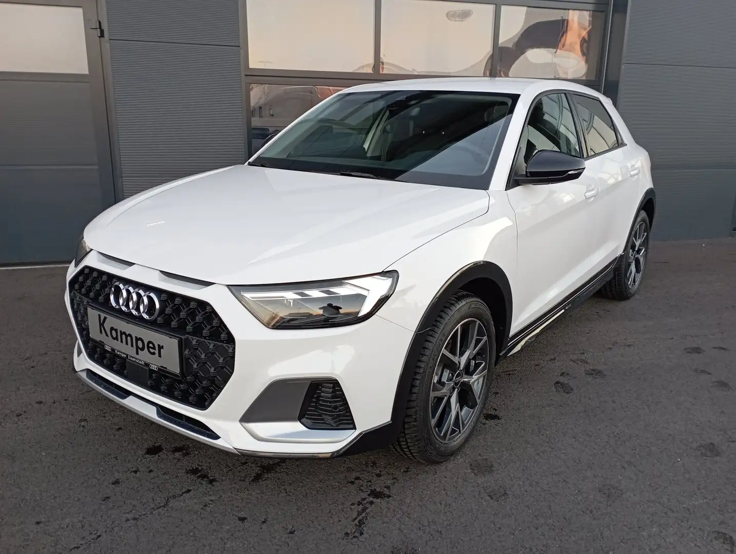 Audi A1 25 TFSI intense Weiß - 1