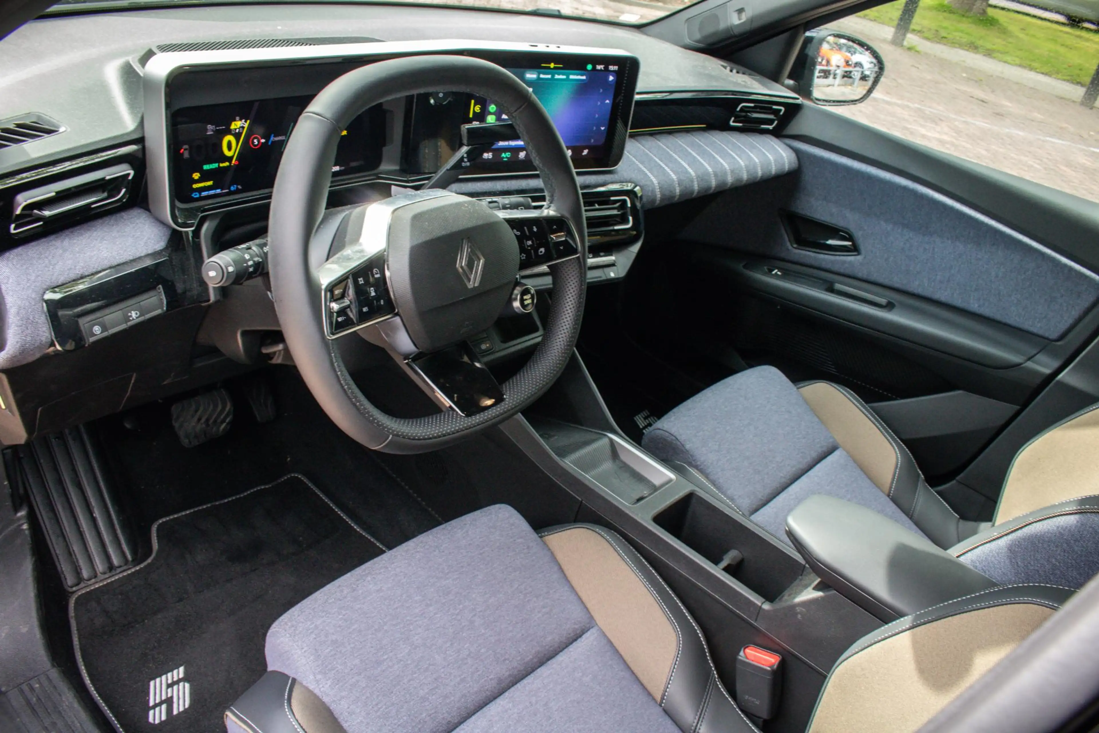 Renault R 5 comfort range iconic cinq 52 kWh | Rijklaar | 100% — photo 18