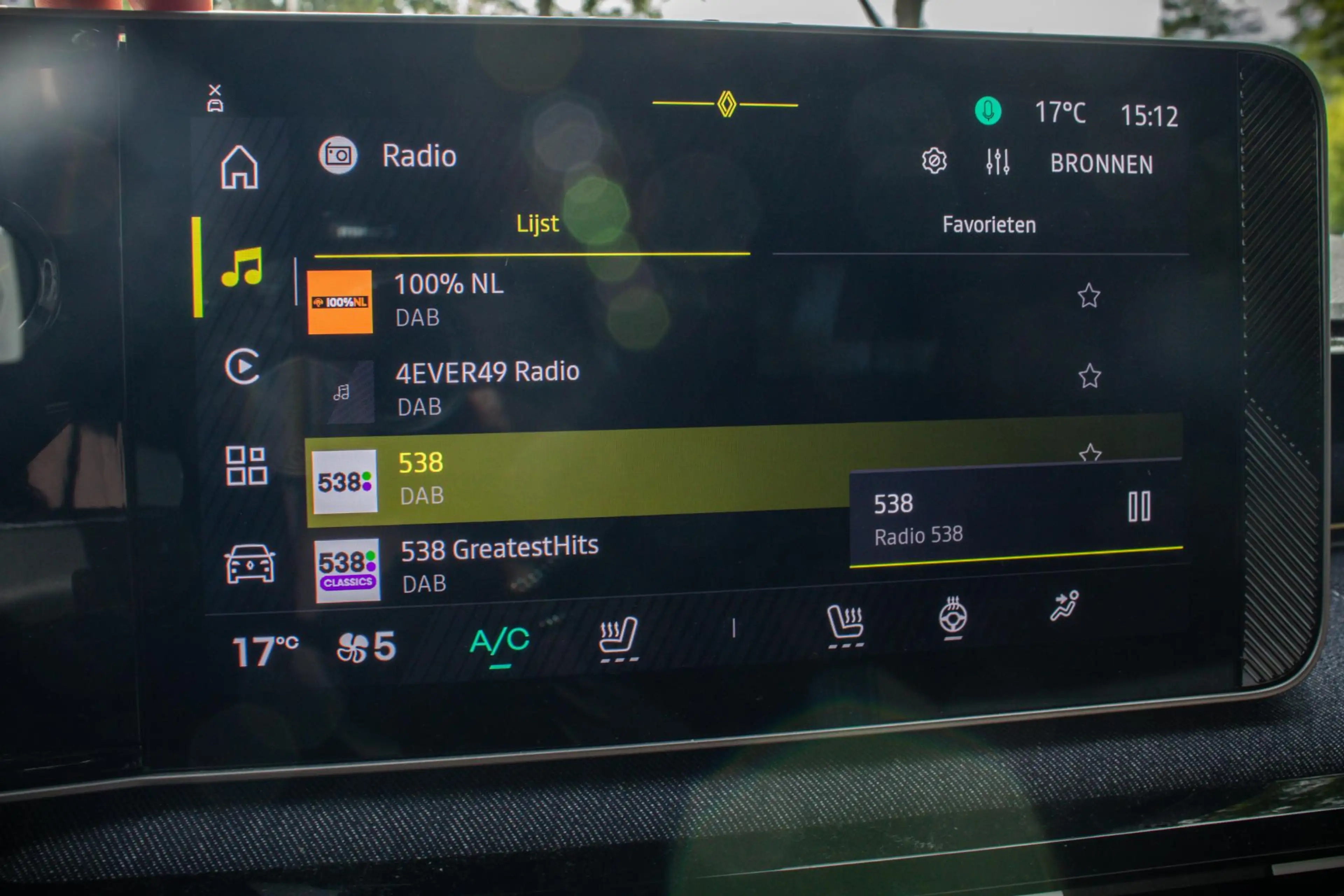 Renault R 5 comfort range iconic cinq 52 kWh | Rijklaar | 100% — photo 23