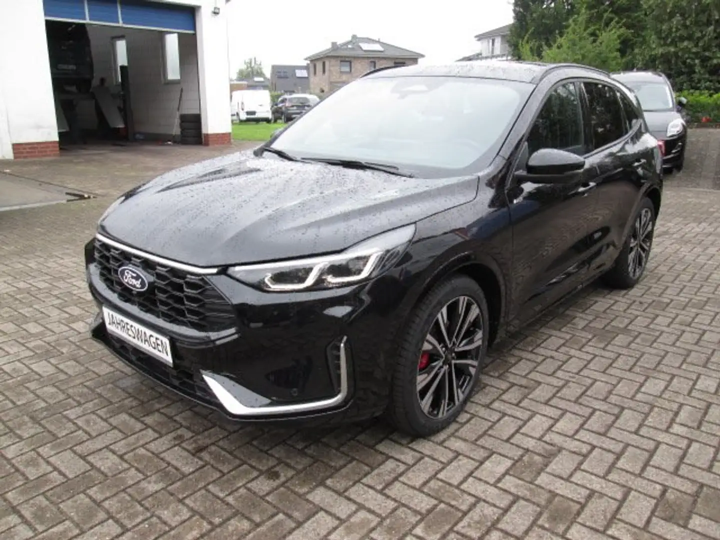 Ford Kuga 2.5 Duratec FHEV ST-LINE X Schwarz - 1