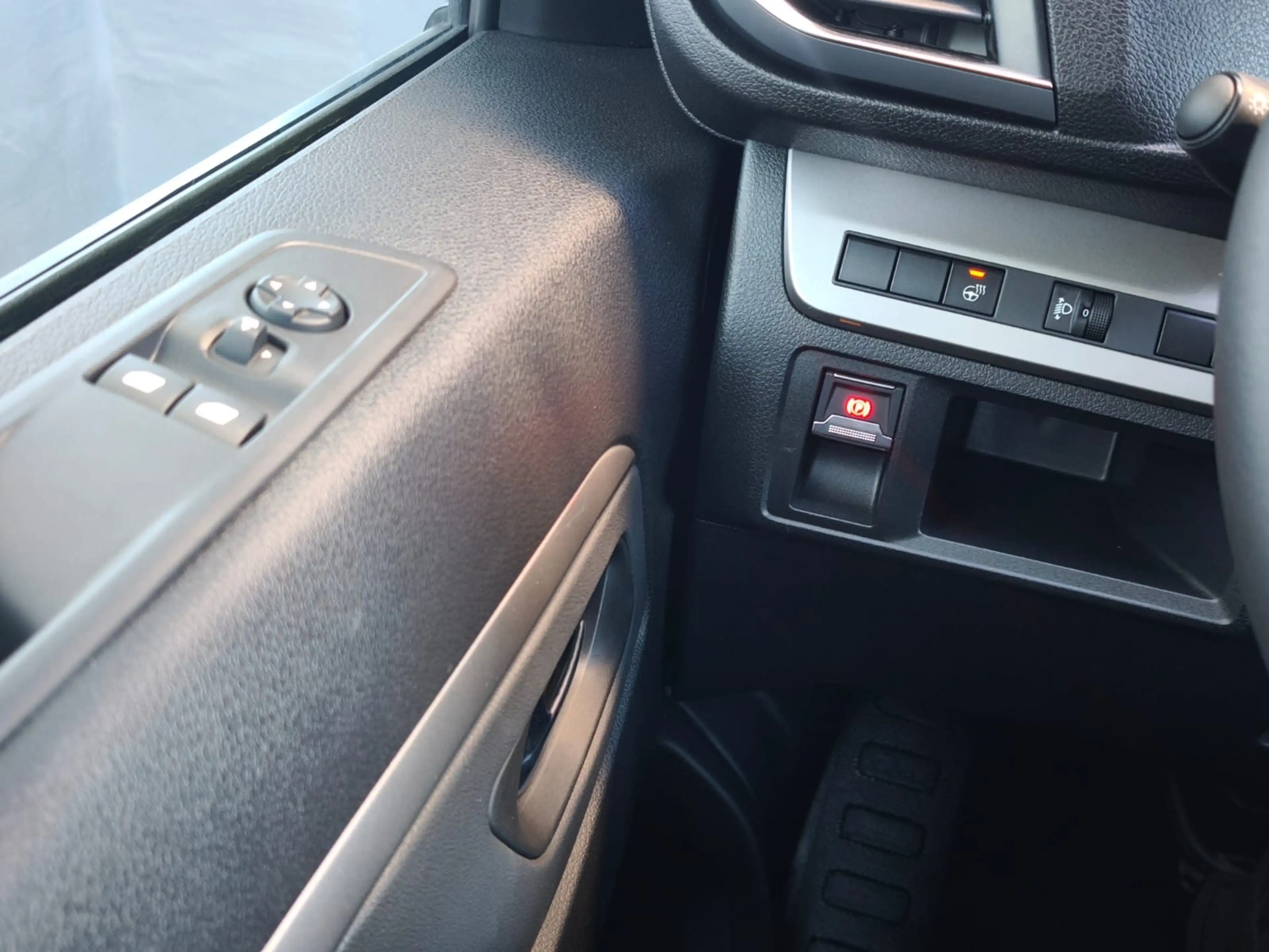 Peugeot Traveller Active L2 Diesel 180 EAT8 Sitzheizung,Anhängerkupp — photo 12