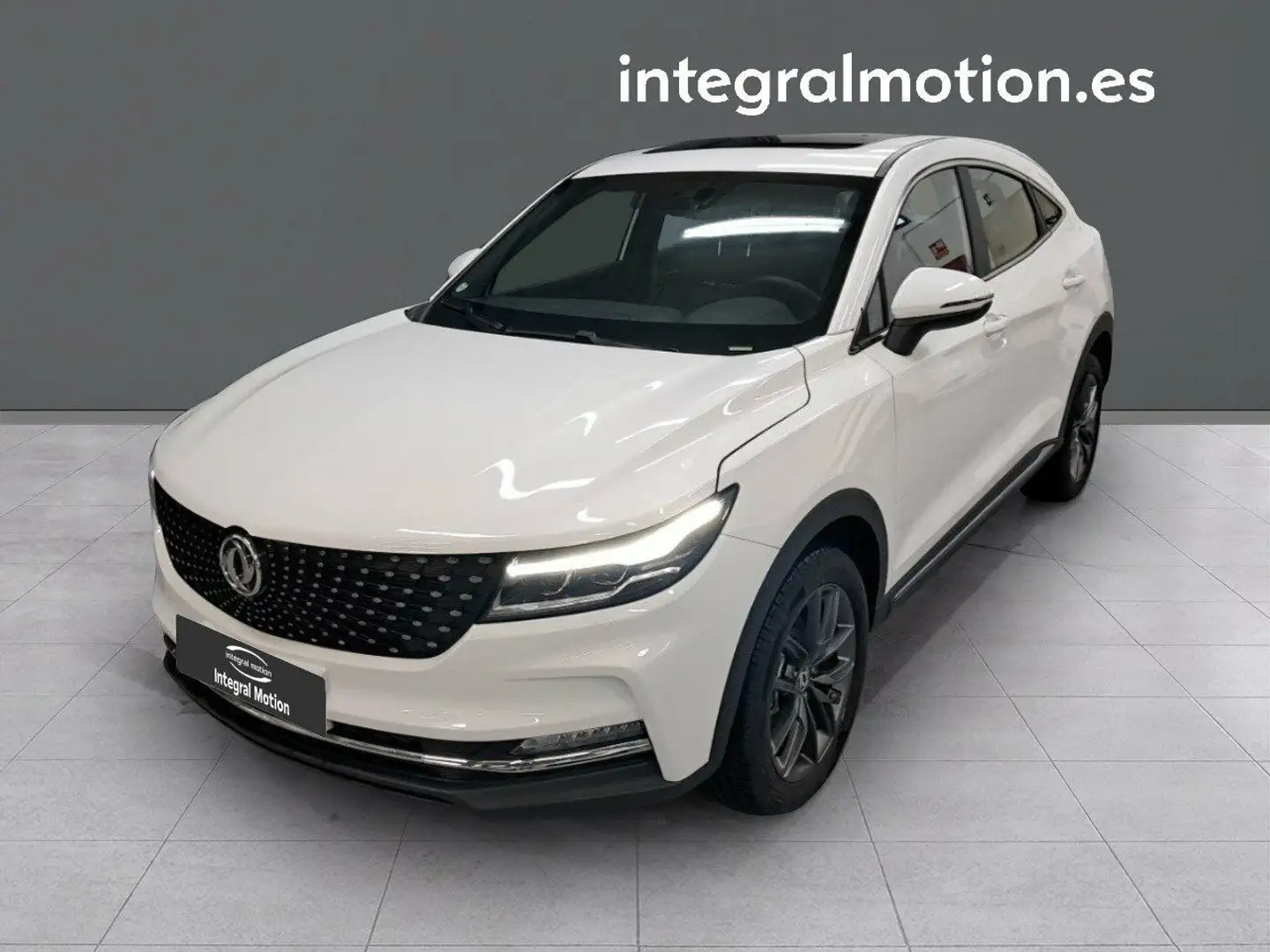 DFSK F5 PETROL White - 1