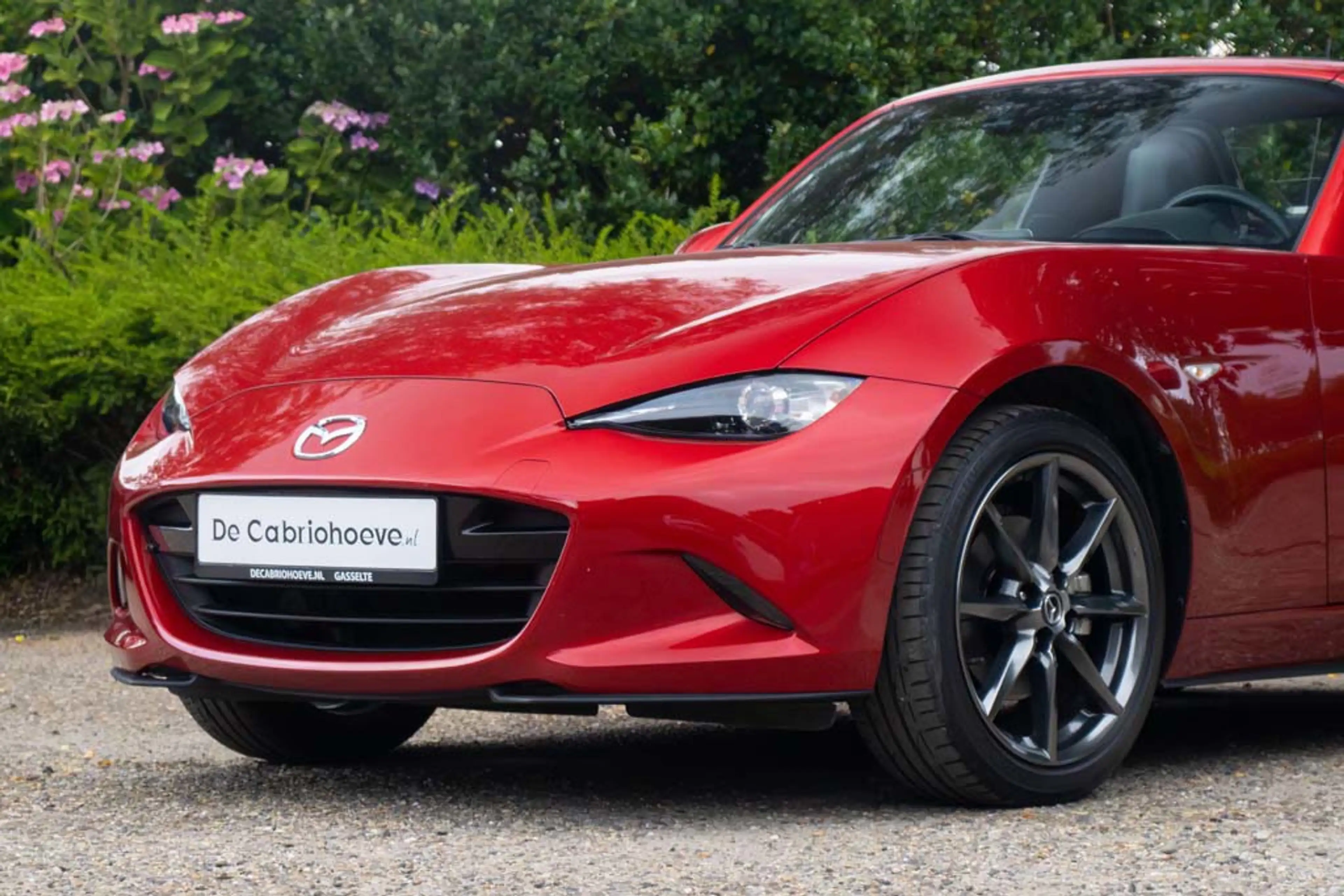 Mazda MX-5 RF NDRF 2.0l SkyActiv-G 160 GT-M Soul Red Metallic — photo 9