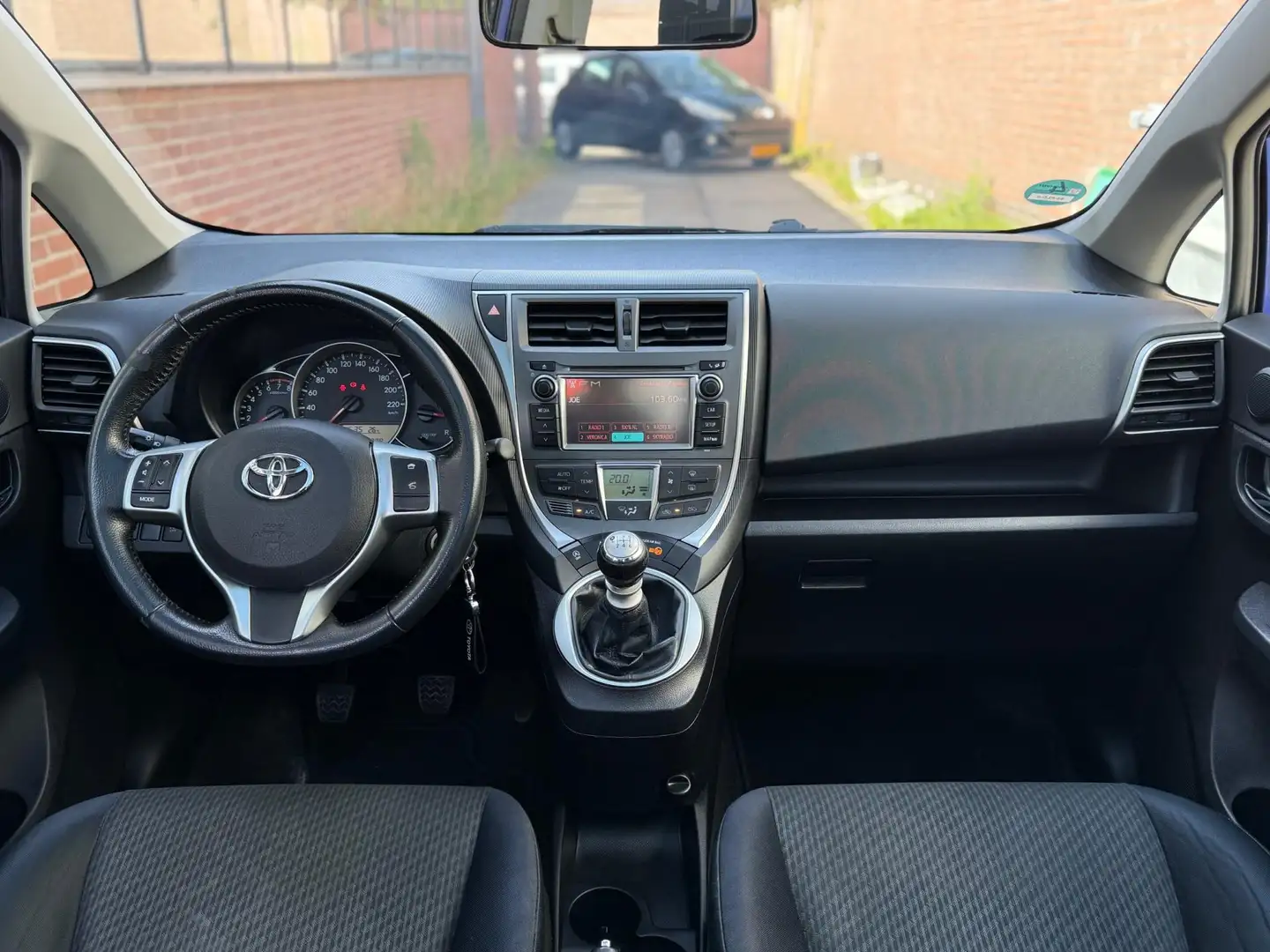 Toyota Verso-S 1.3 VVT-i Aspiration|Airco|El Pakket|Trekhaak Azul - 2